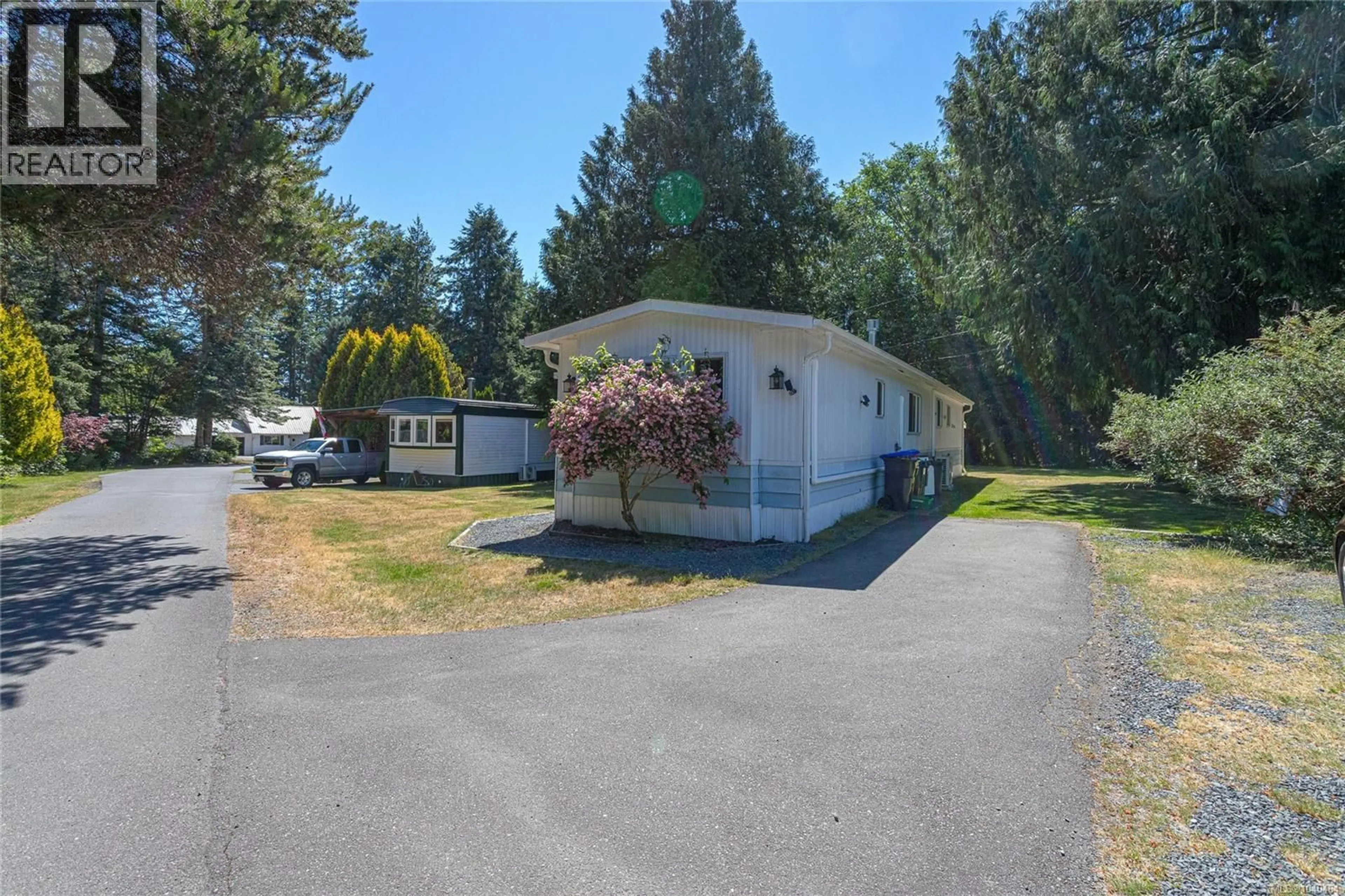 Unknown for 3 - 6350 ISLAND HIGHWAY WEST, Qualicum Beach British Columbia V9K2E5