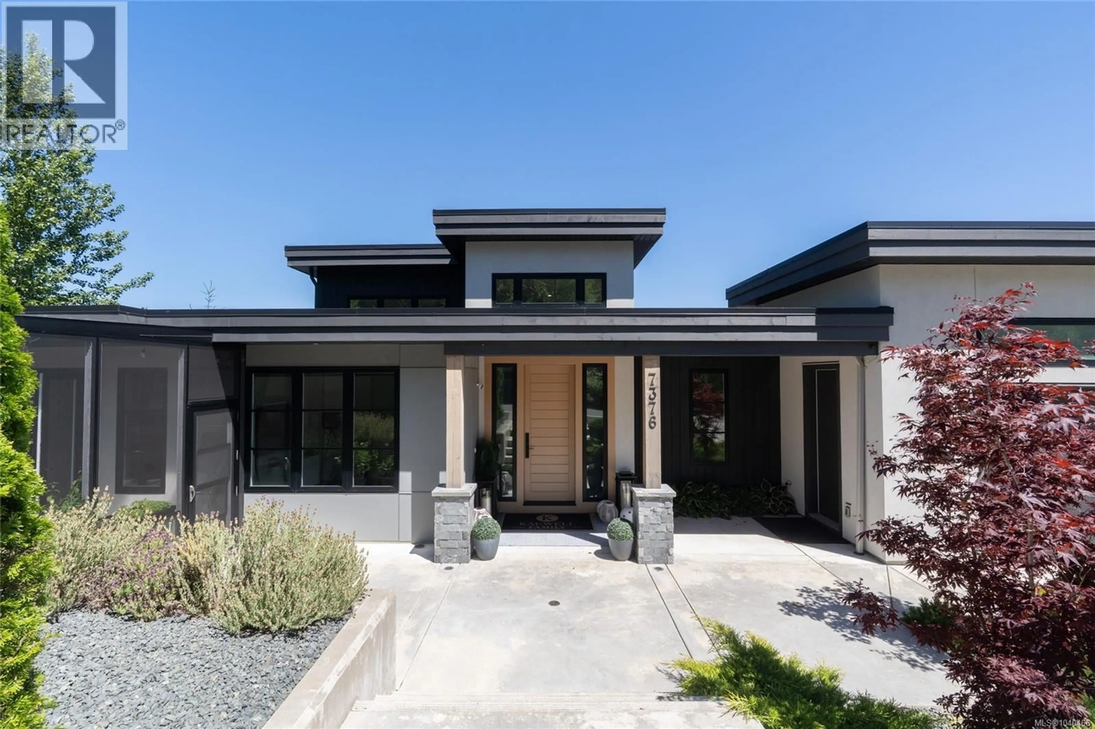 Home with brick exterior material, street for 7376 HIGH RIDGE CRESCENT, Lantzville British Columbia V0R2H0