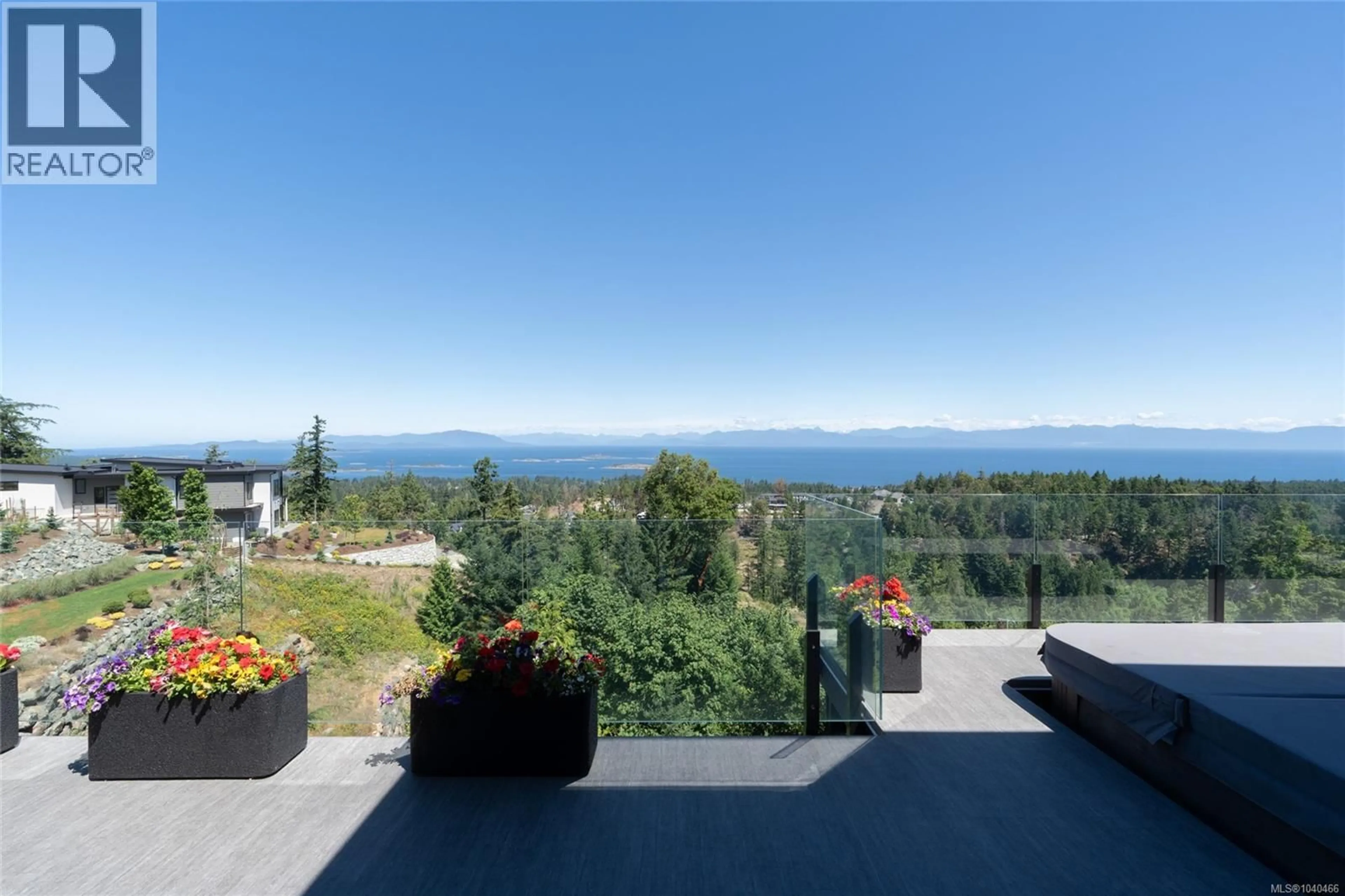 Patio, mountain view for 7376 HIGH RIDGE CRESCENT, Lantzville British Columbia V0R2H0