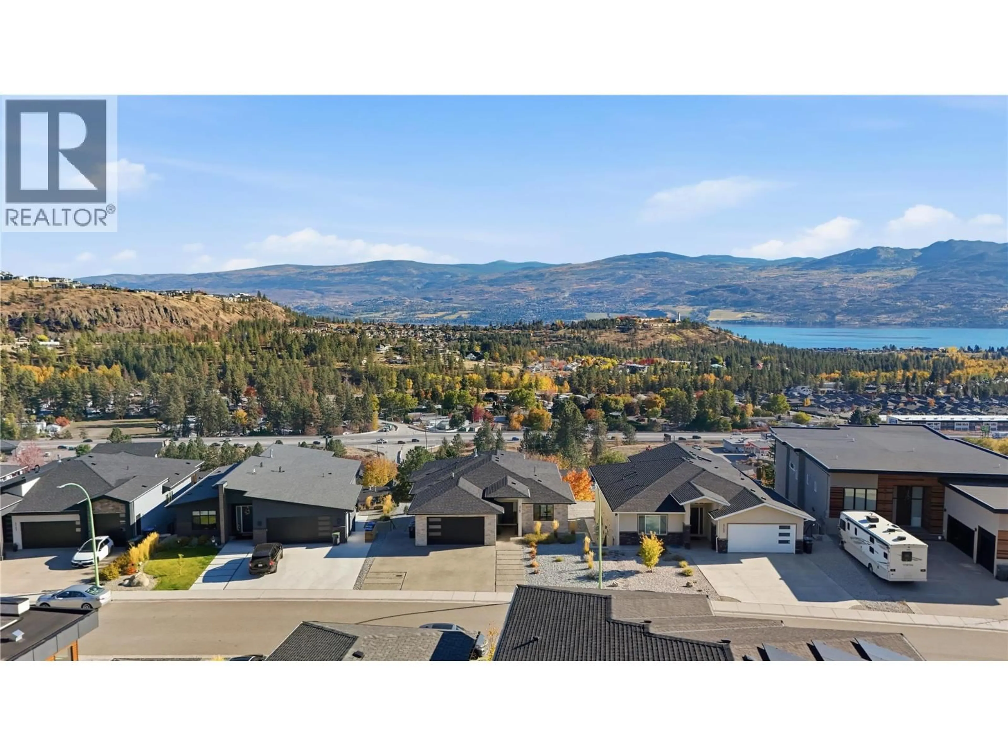 A pic from outside/outdoor area/front of a property/back of a property/a pic from drone, water/lake/river/ocean view for 2149 ENSIGN QUAY, West Kelowna British Columbia V4T2Z4