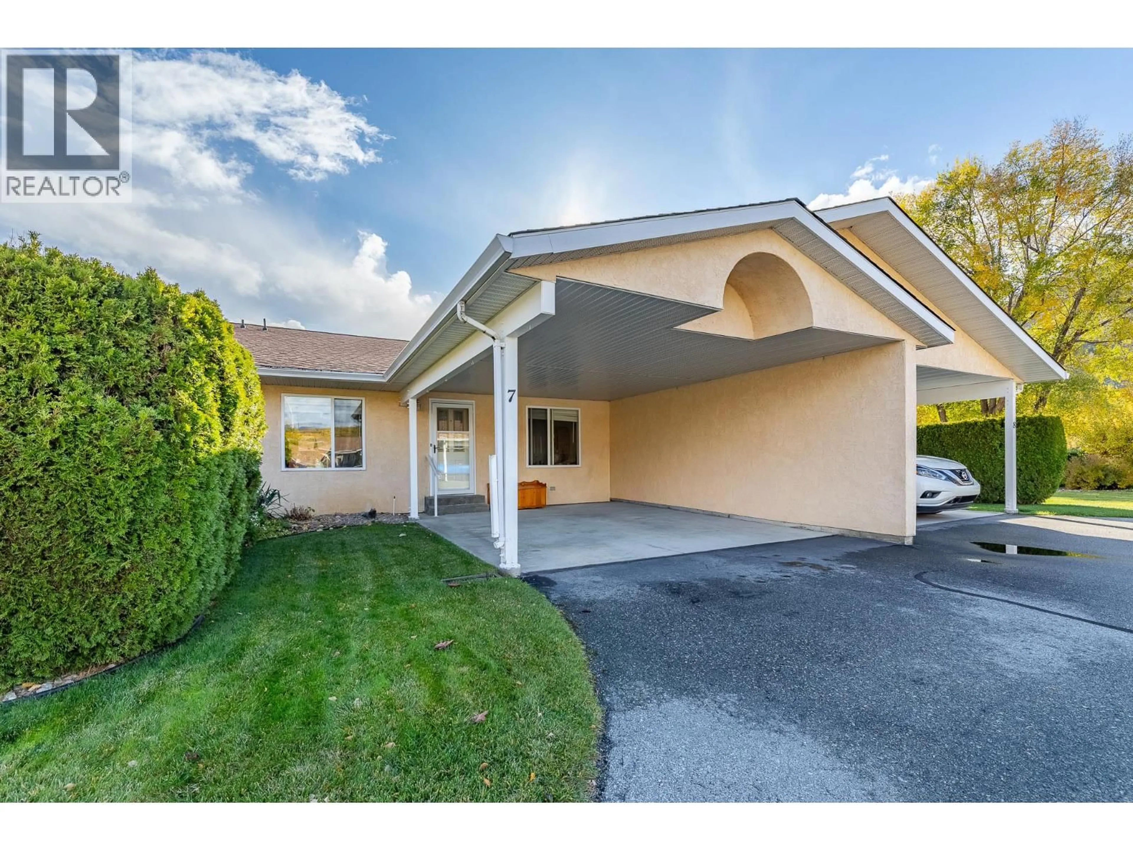 Unknown for 7 - 145 REDWING PLACE, Oliver British Columbia V0H1T4