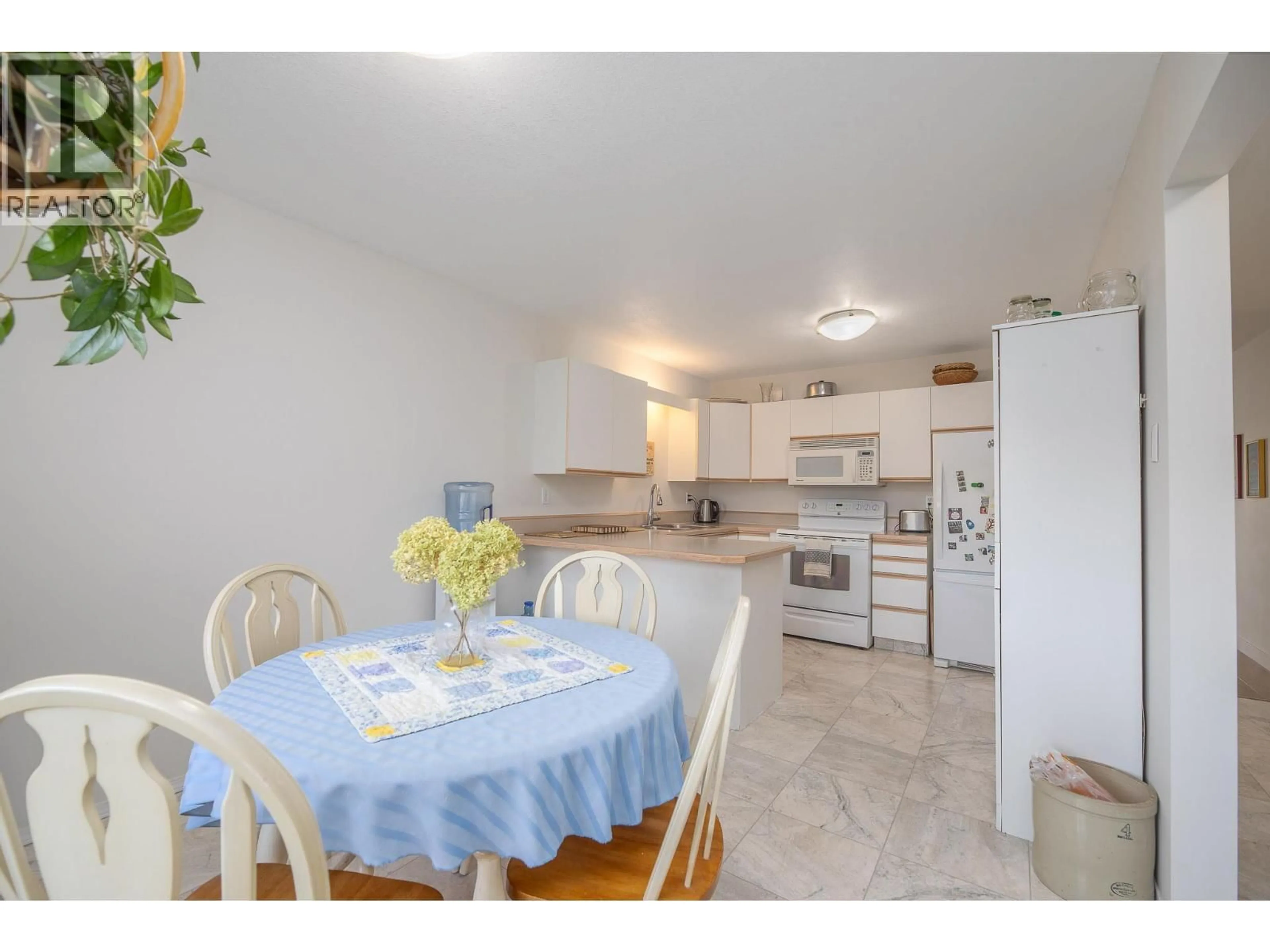 Standard kitchen, ceramic/tile floor for 7 - 145 REDWING PLACE, Oliver British Columbia V0H1T4