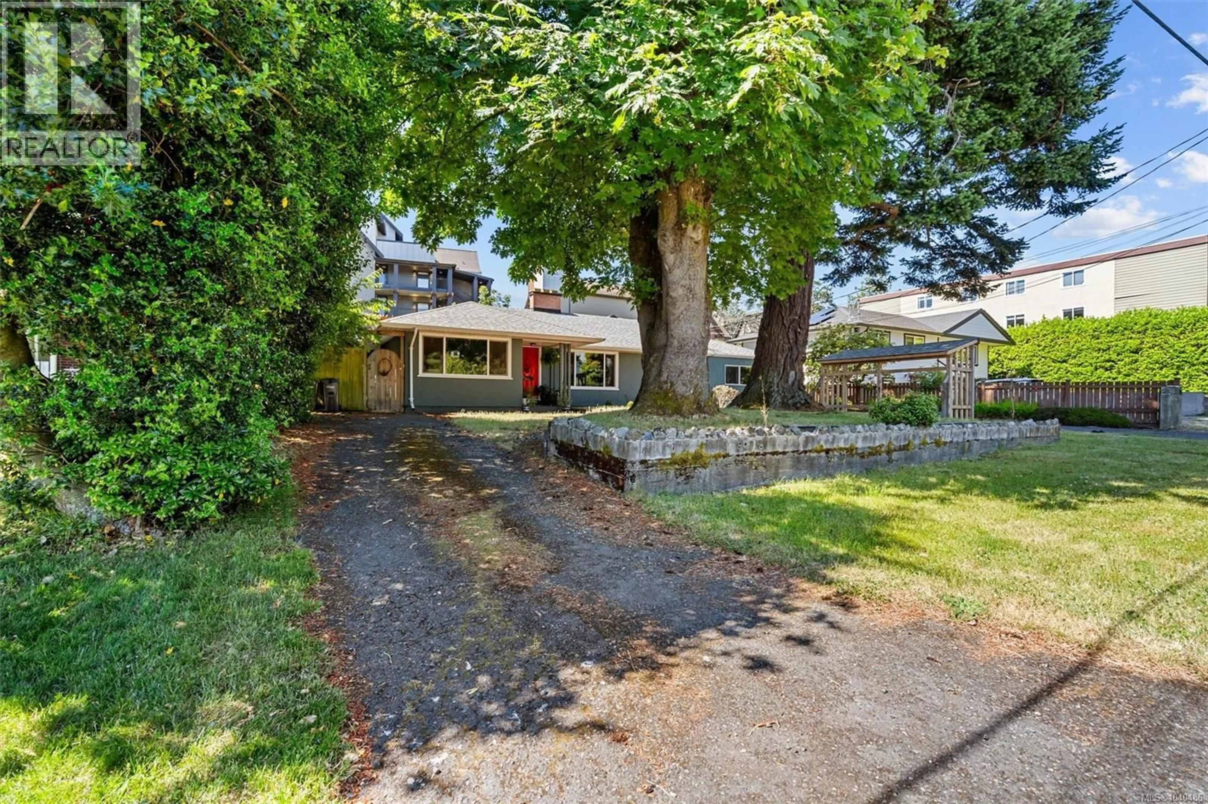 Unknown for WYCHBURY AVENUE, Esquimalt British Columbia V9A5K7