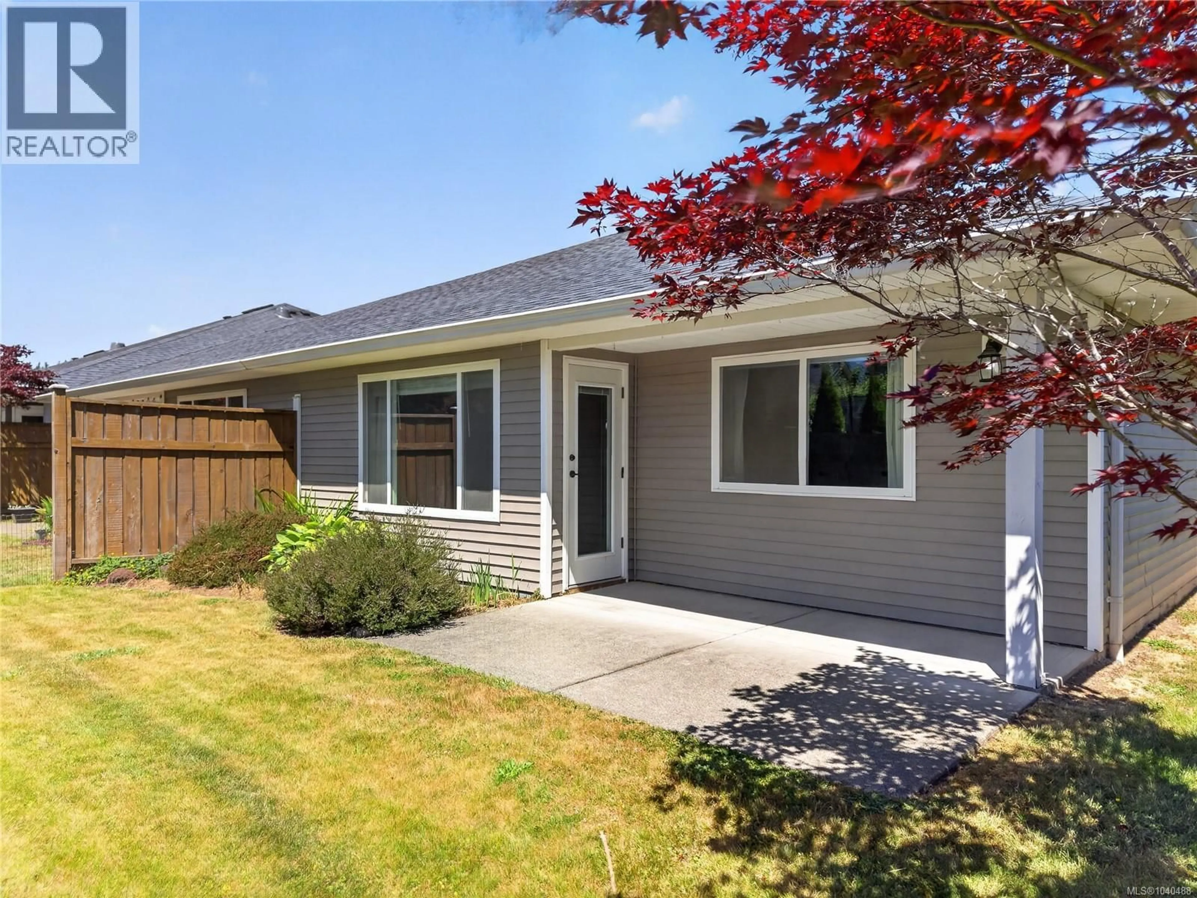 Home with vinyl exterior material, street for 6 - 3400 CONISTON CRESCENT, Cumberland British Columbia V0R1S0