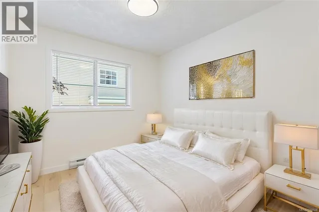 103 - 689 BAY STREET, Victoria 3