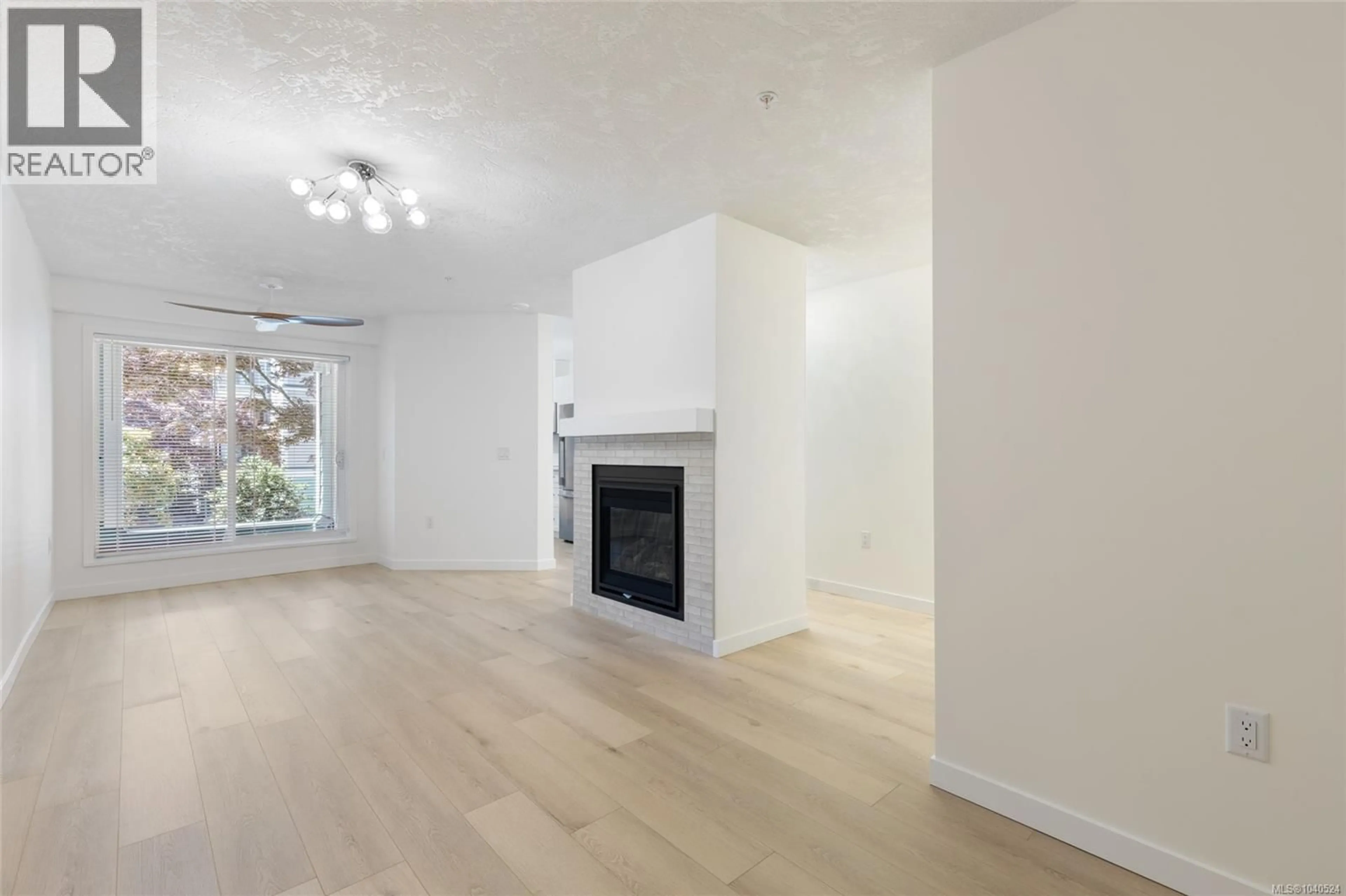 A pic of a room for 103 - 689 BAY STREET, Victoria British Columbia V8T2H1