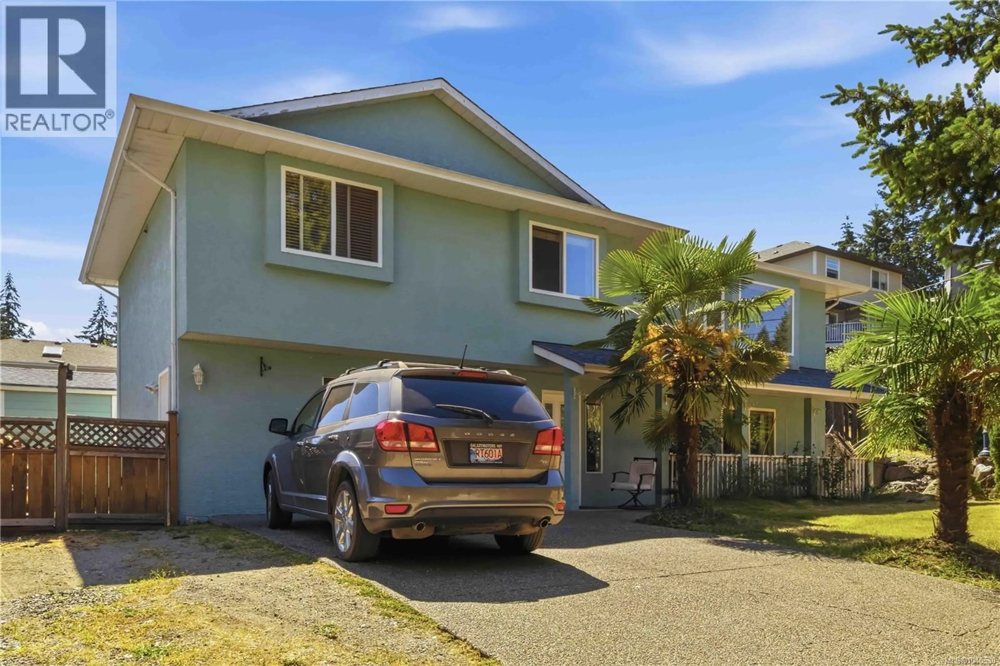 Home with vinyl exterior material, street for 2594 BUCKLER AVENUE, Langford British Columbia V9B5V3