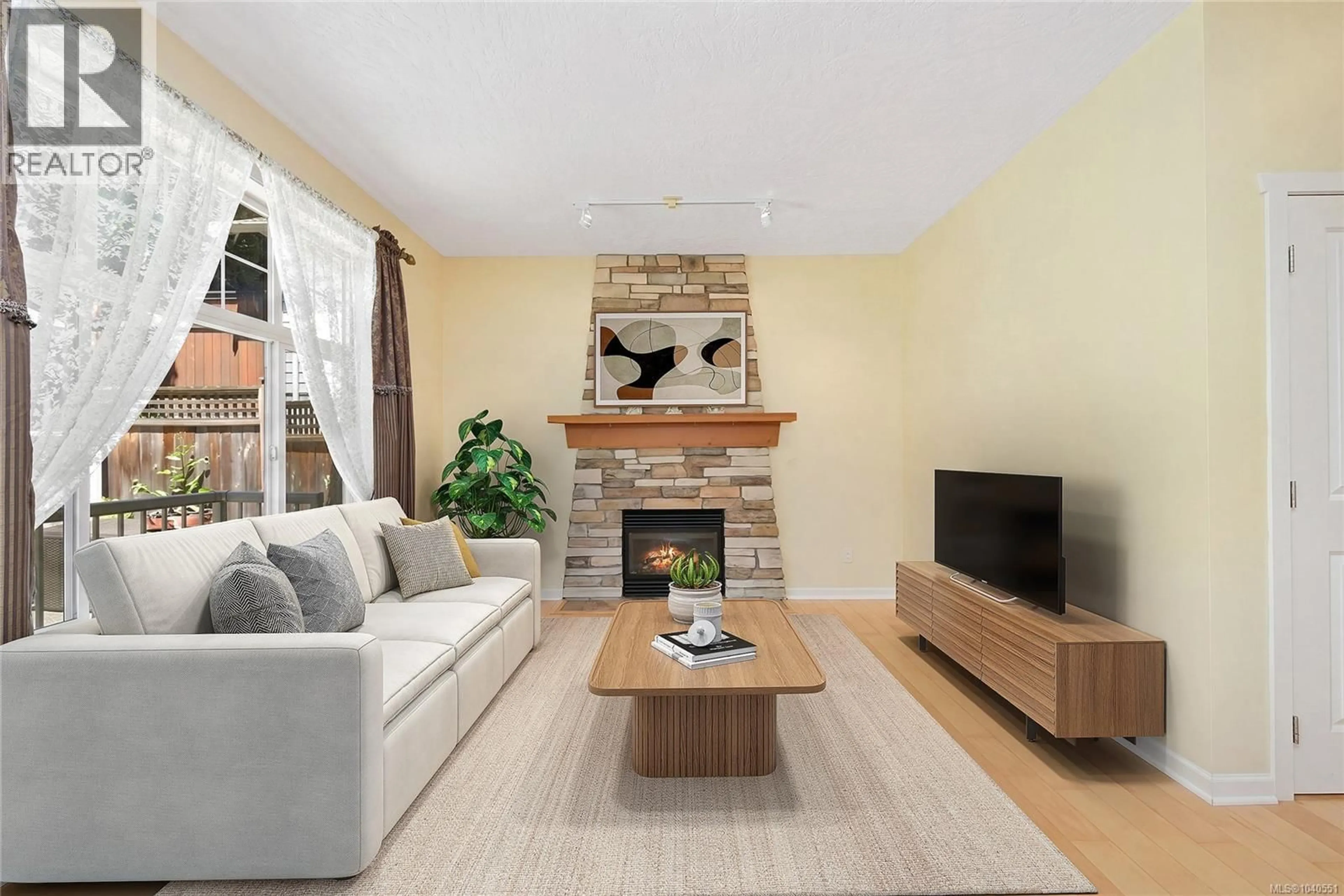 Living room with furniture, unknown for 6466 WILLOWPARK WAY, Sooke British Columbia V9Z1J9