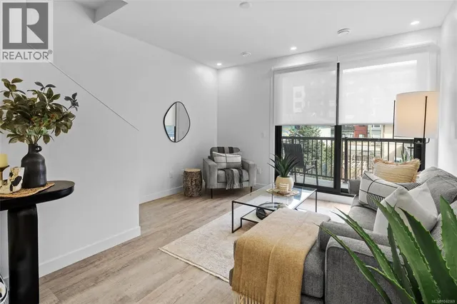 134 - 916 ORONO AVENUE, Langford 3