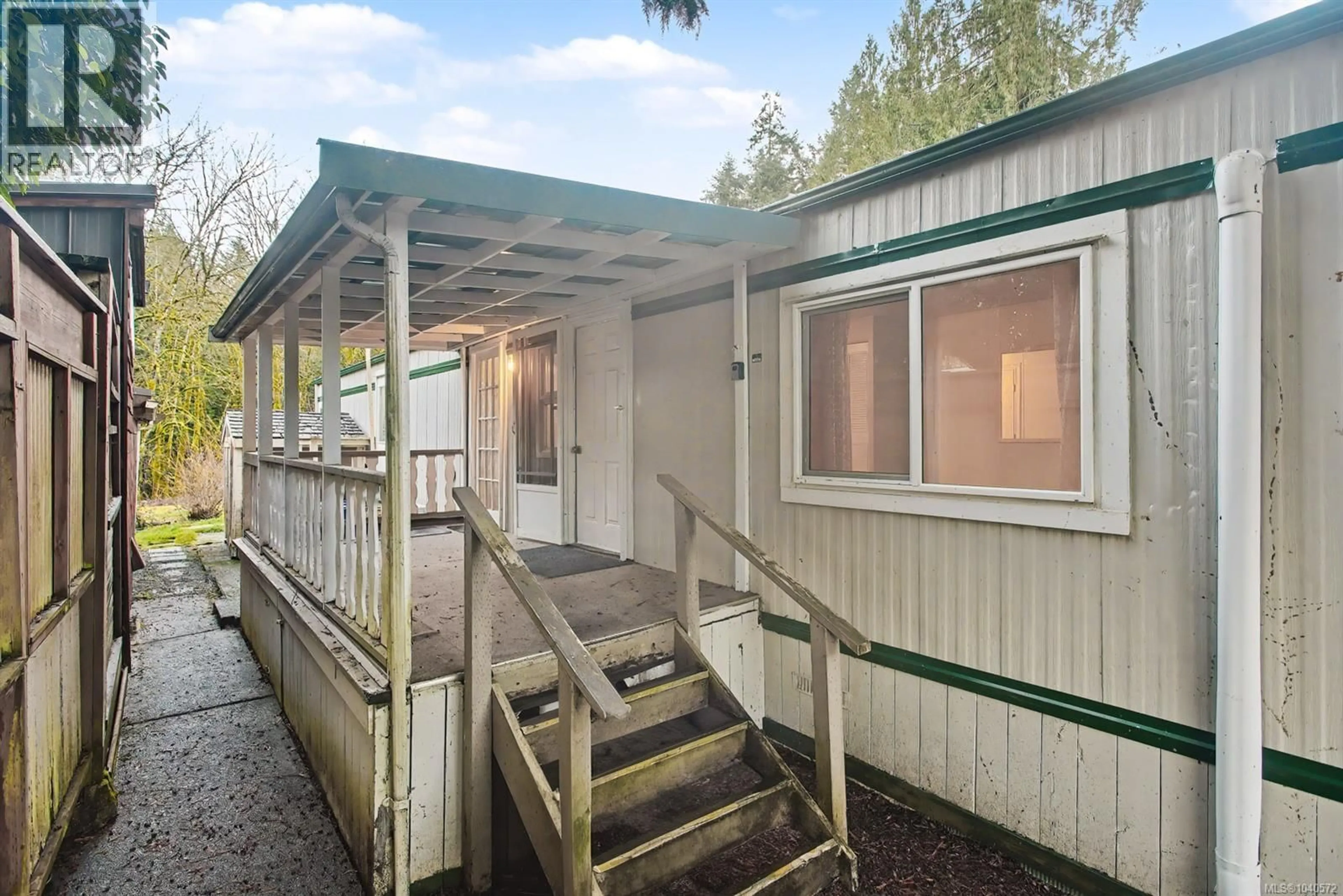Unknown for 104 - 1120 SHAWNIGAN MILL BAY ROAD, Mill Bay British Columbia V0R2P2