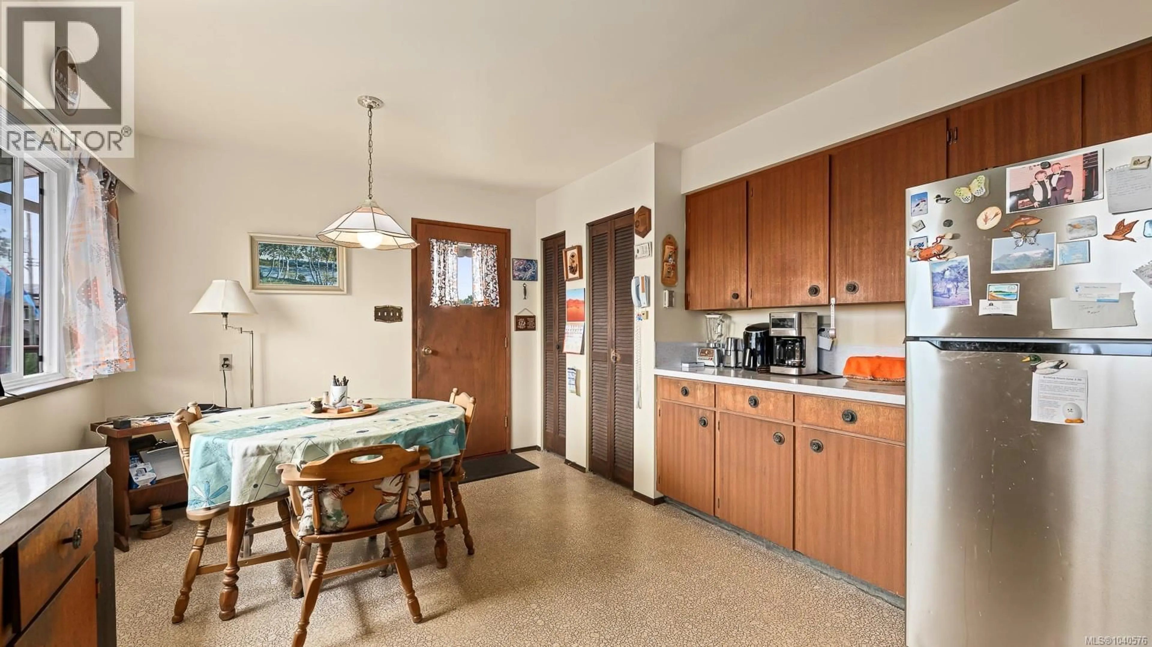 Standard kitchen, ceramic/tile floor for 152 CARTHEW STREET, Comox British Columbia V9M1T3