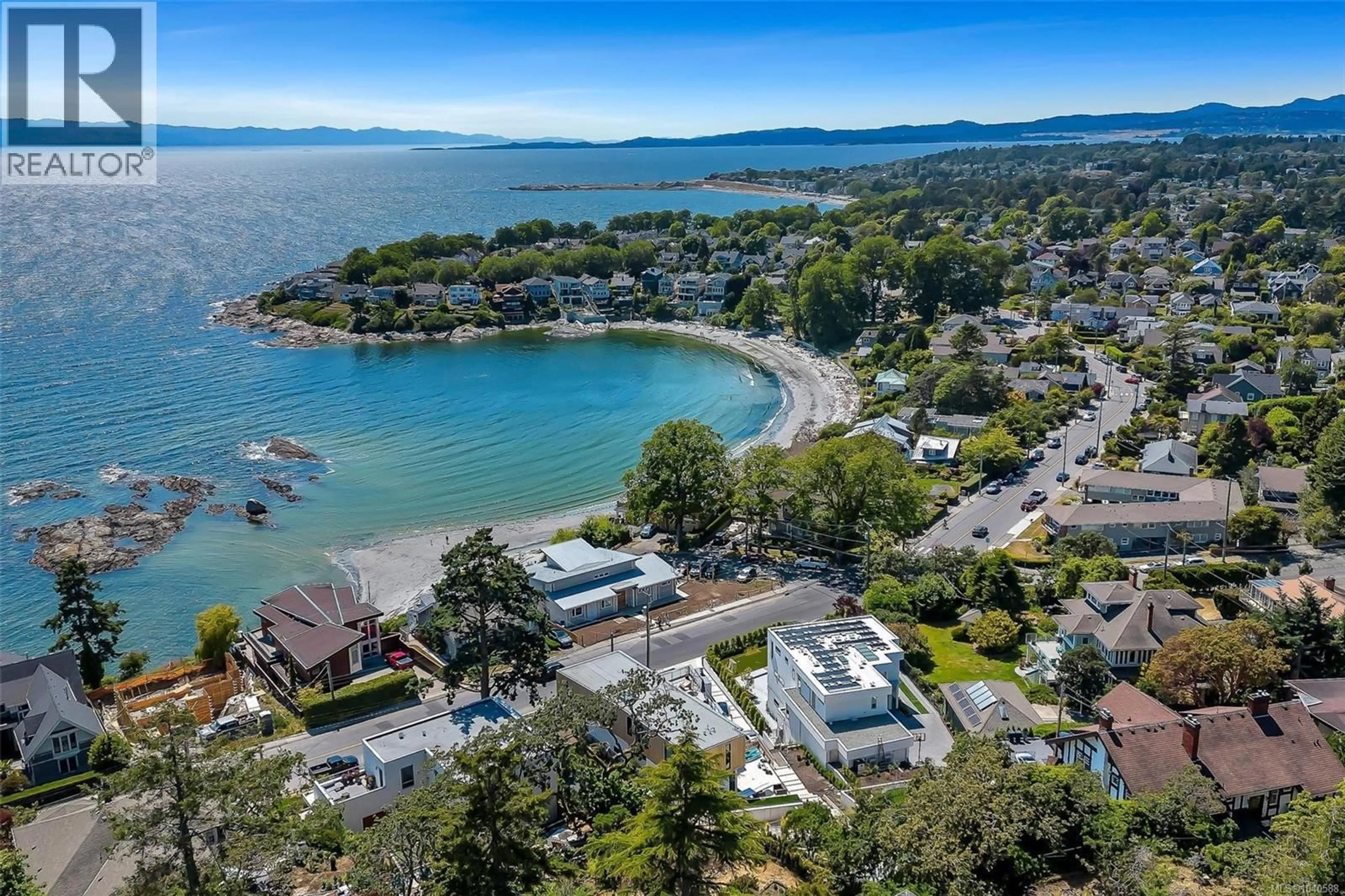 A pic from outside/outdoor area/front of a property/back of a property/a pic from drone, water/lake/river/ocean view for 1926 CRESCENT ROAD, Oak Bay British Columbia V8S2H1