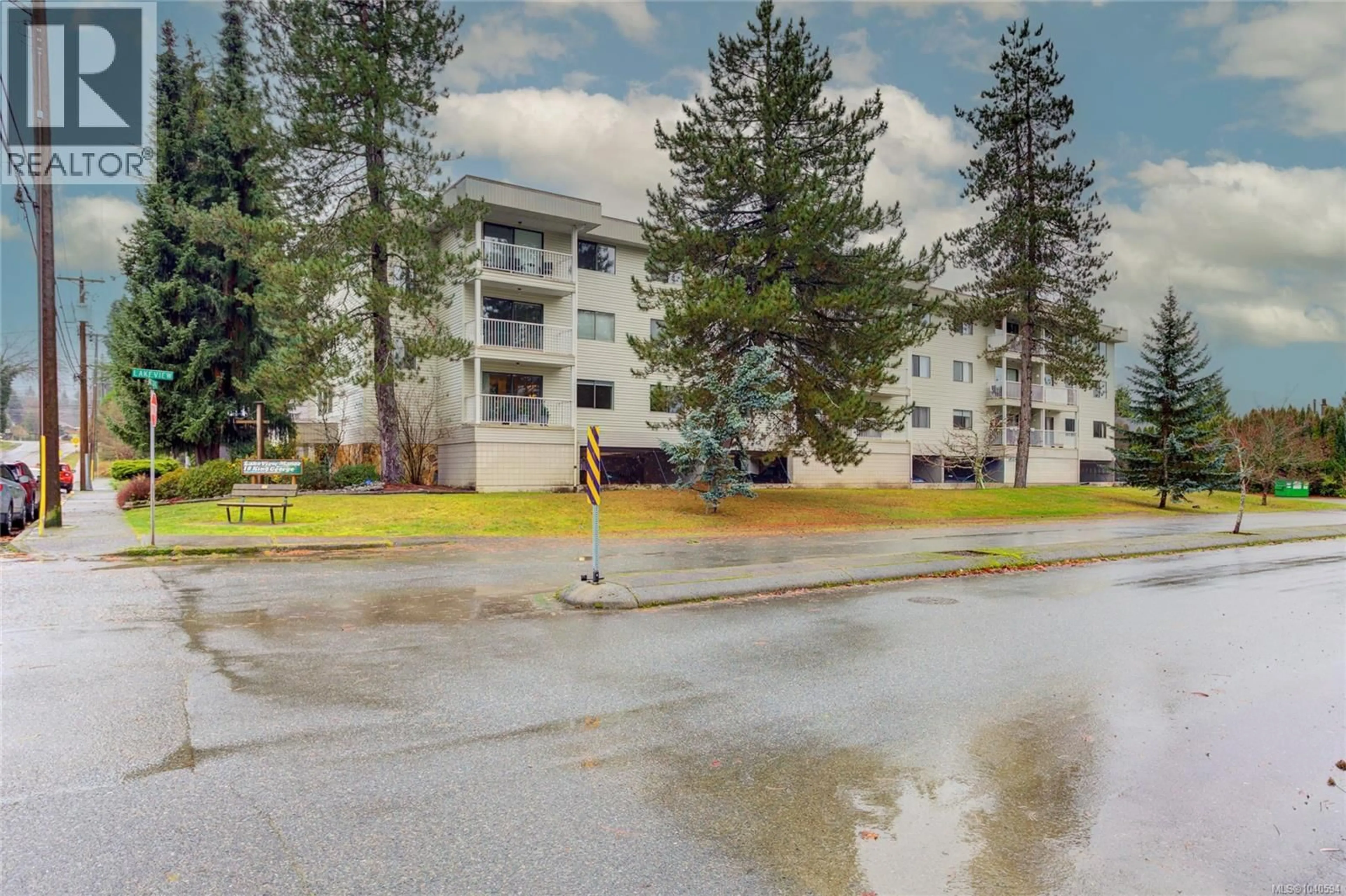 Unknown for 206 - 18 KING GEORGE STREET, Lake Cowichan British Columbia V0R2G0