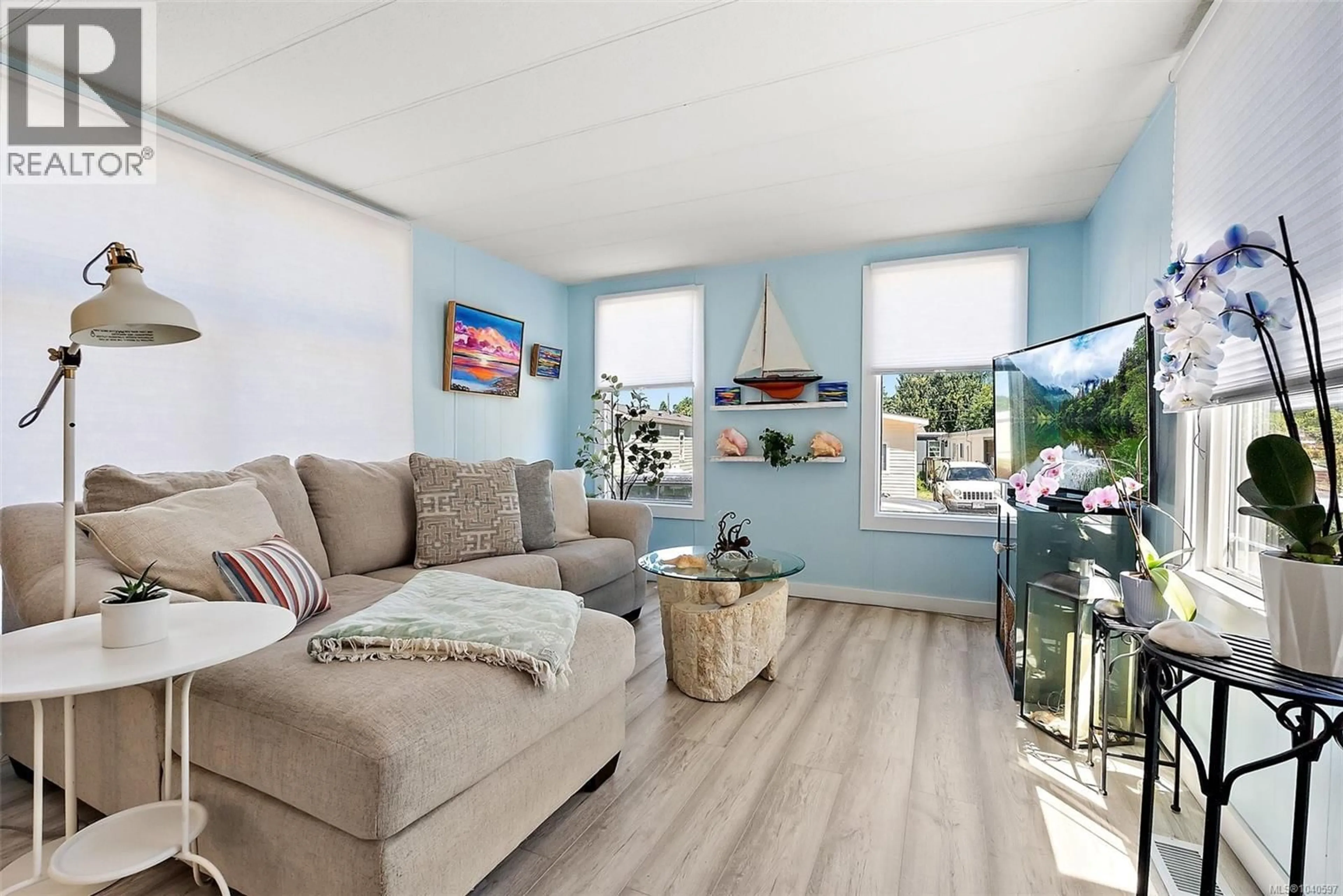 Living room with furniture, unknown for 21 - 3449 HALLBERG ROAD, Nanaimo British Columbia V9G1L2