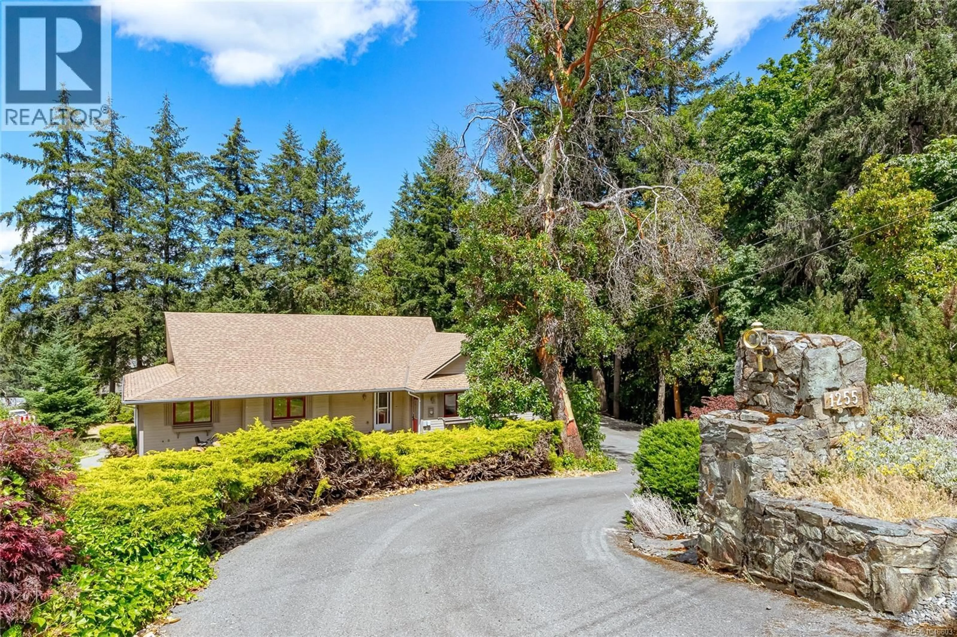 A pic from outside/outdoor area/front of a property/back of a property/a pic from drone, water/lake/river/ocean view for 1255 MCKENZIE DRIVE, Duncan British Columbia V9L5R8