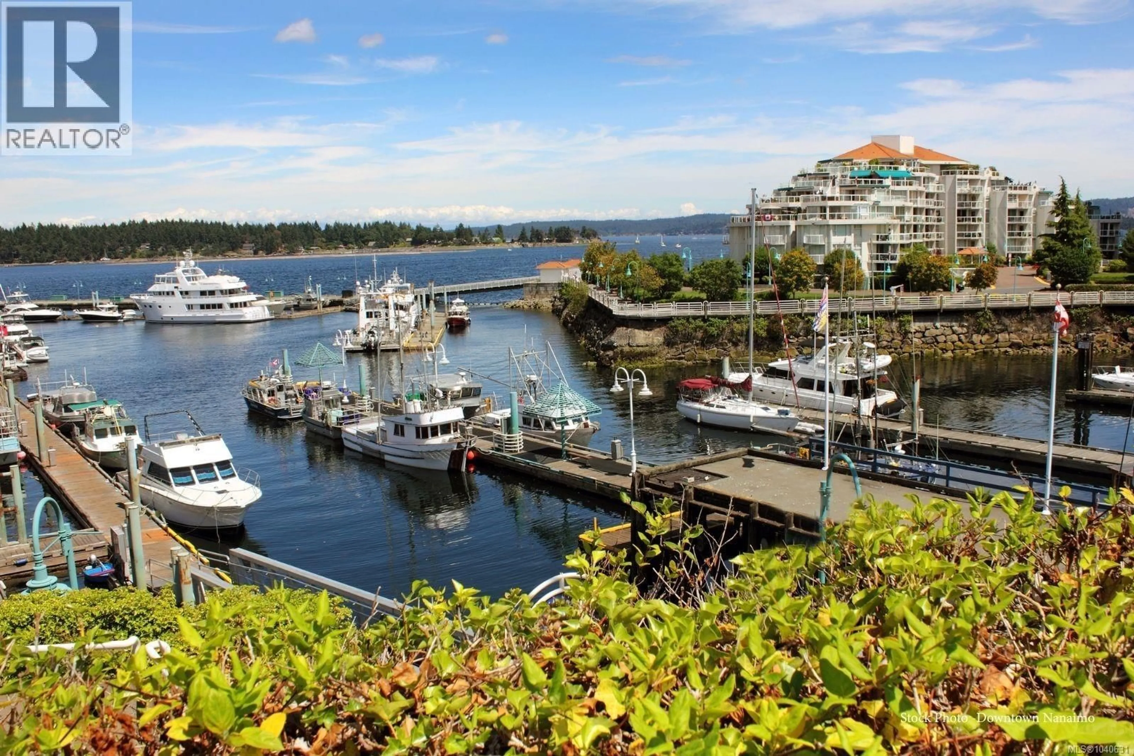 Patio, water/lake/river/ocean view for 407 - 45 HALIBURTON STREET, Nanaimo British Columbia V9R4V6
