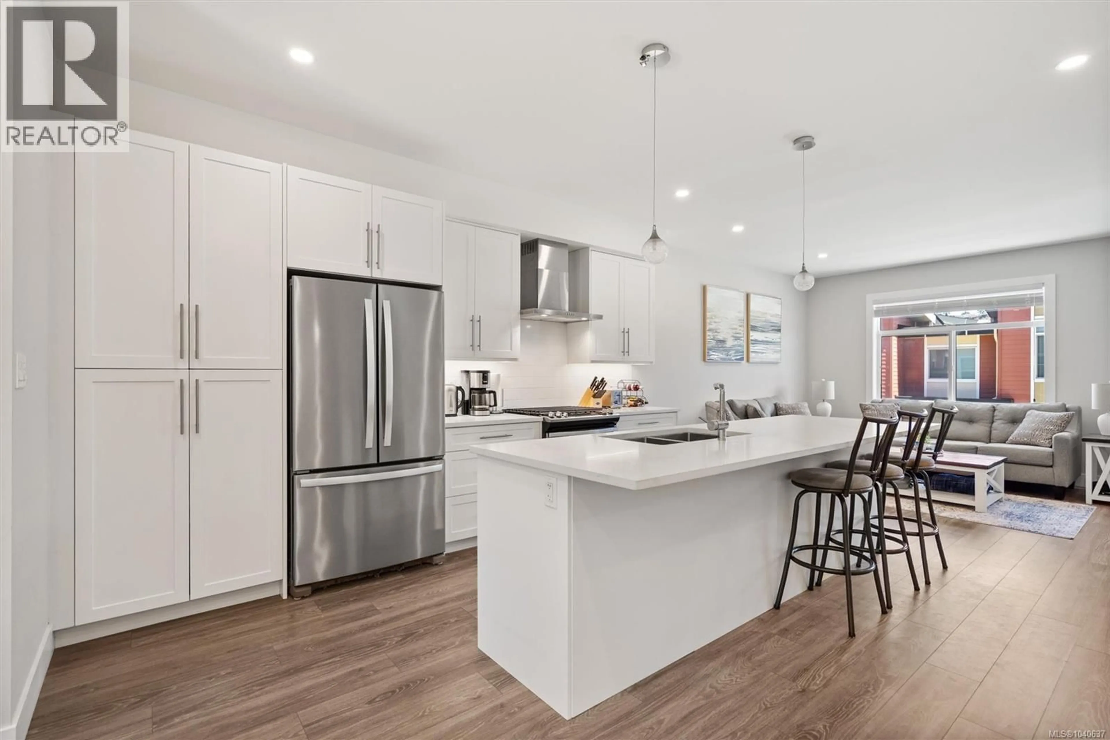 Open concept kitchen, unknown for 607 SELWYN CLOSE, Langford British Columbia V9B0Z2