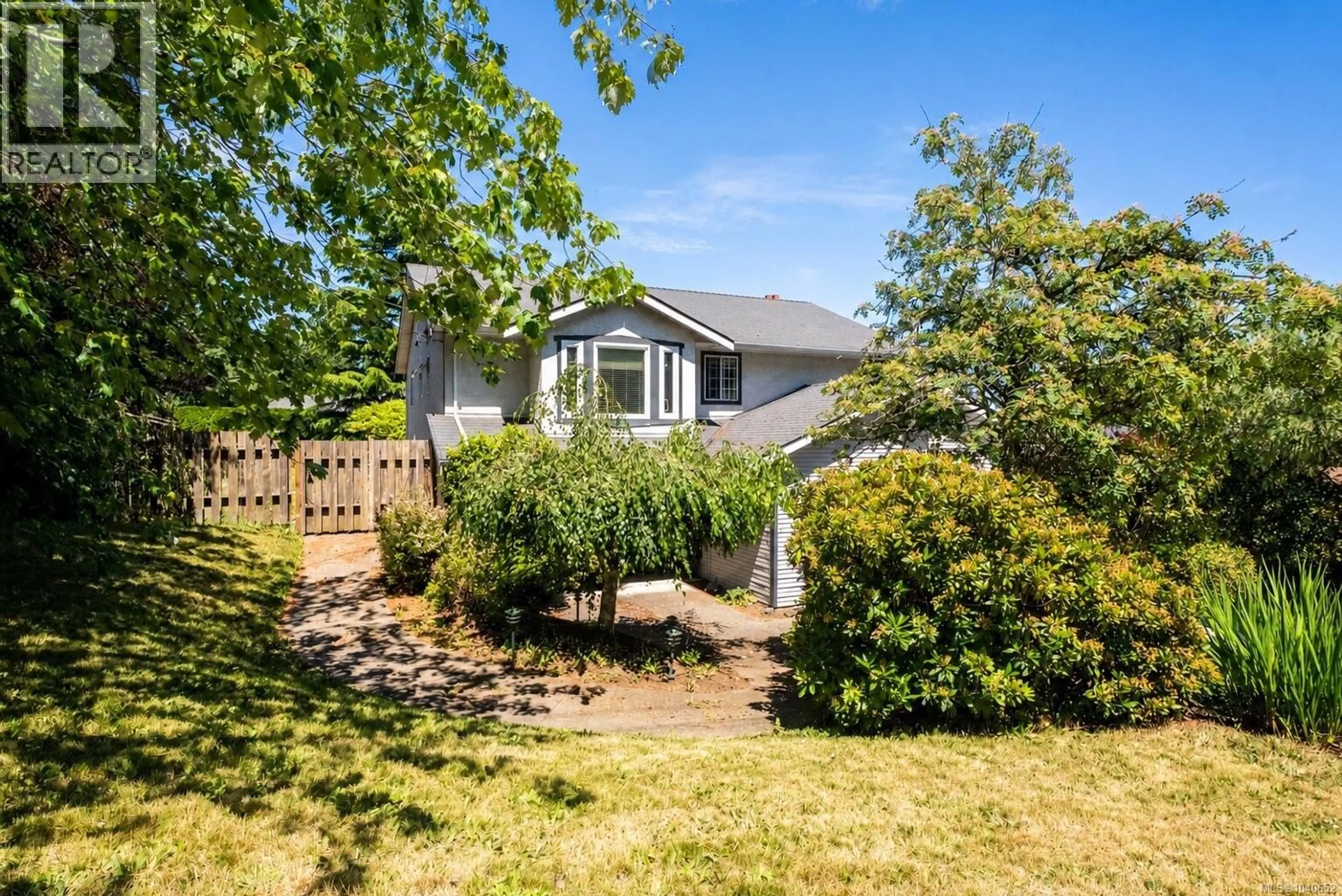 A pic from outside/outdoor area/front of a property/back of a property/a pic from drone, water/lake/river/ocean view for 2162 STELLY'S CROSS ROAD, Central Saanich British Columbia V8M1M3