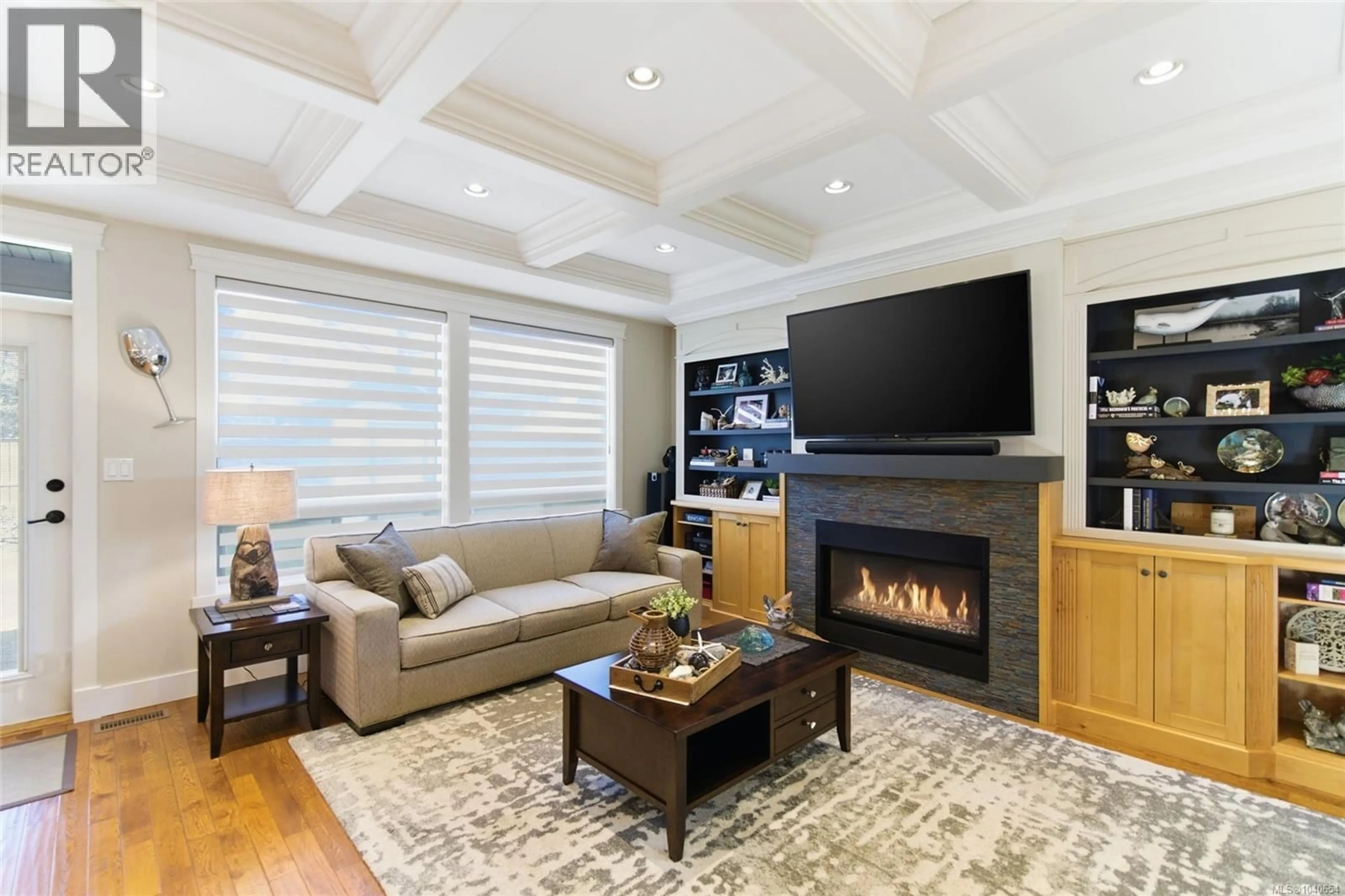 Living room with furniture, unknown for 844 MULHOLLAND DRIVE, French Creek British Columbia V9P1Z5