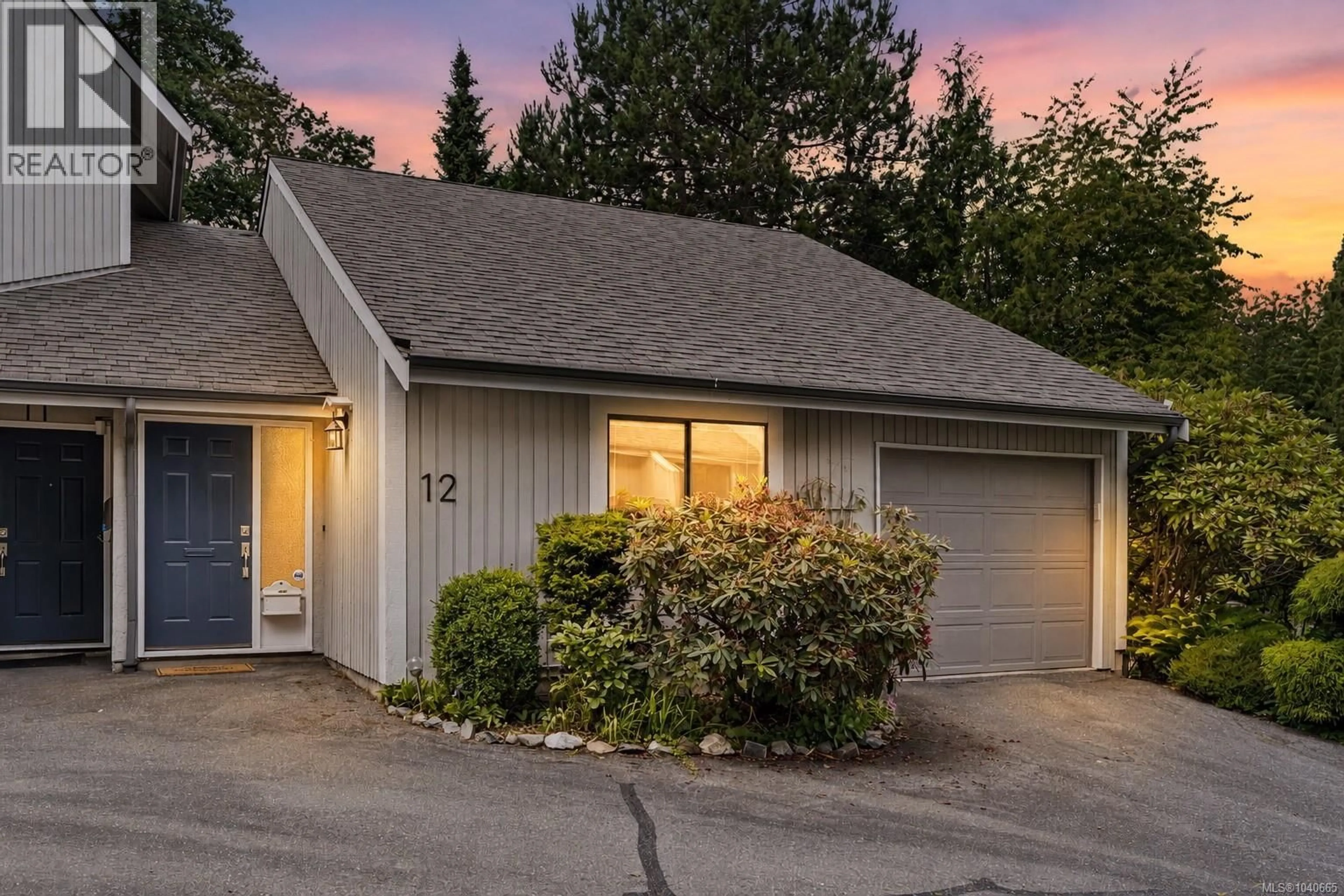 Unknown for 12 - 4041 SAANICH ROAD, Saanich British Columbia V8X1Z2
