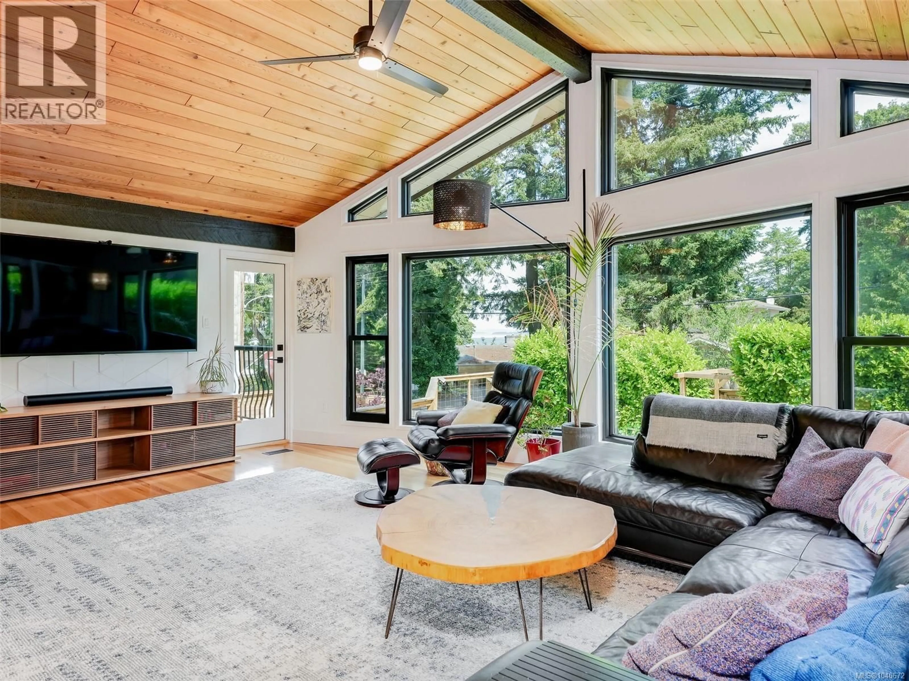 Living room with furniture, unknown for 1657 ASH ROAD, Saanich British Columbia V8N2T2