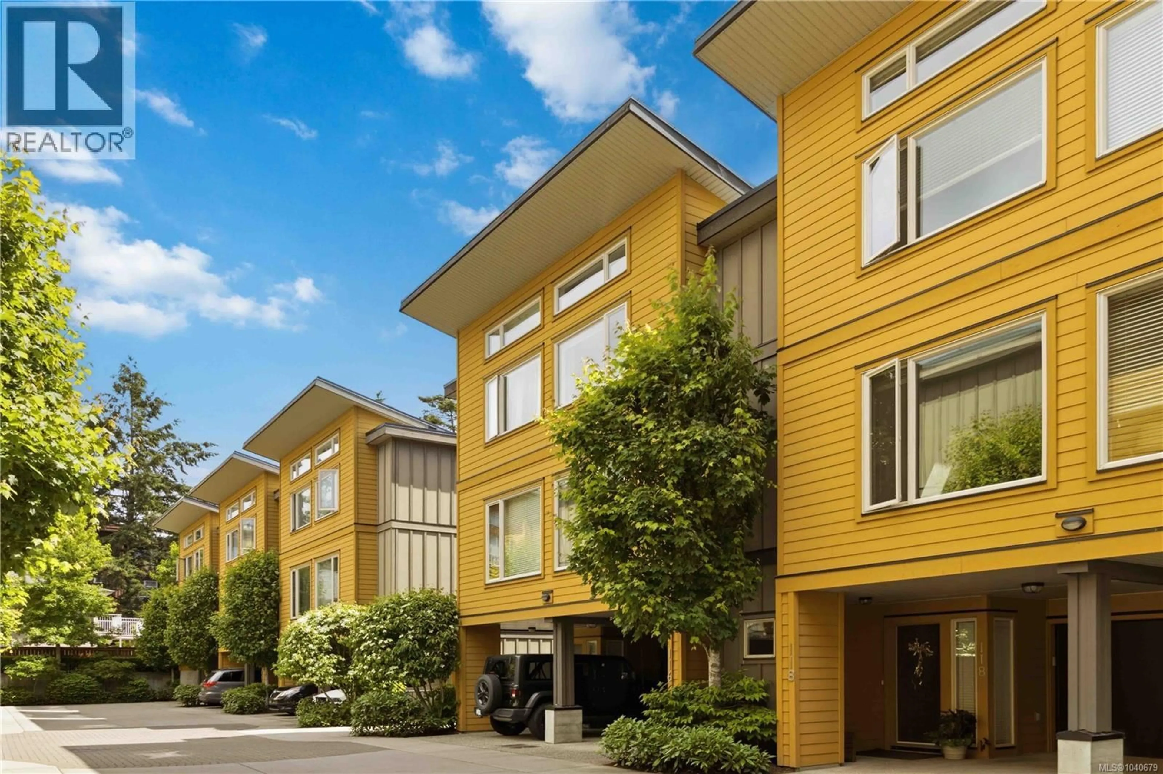 Patio, building for 116 - 2733 PEATT ROAD, Langford British Columbia V9B3V2