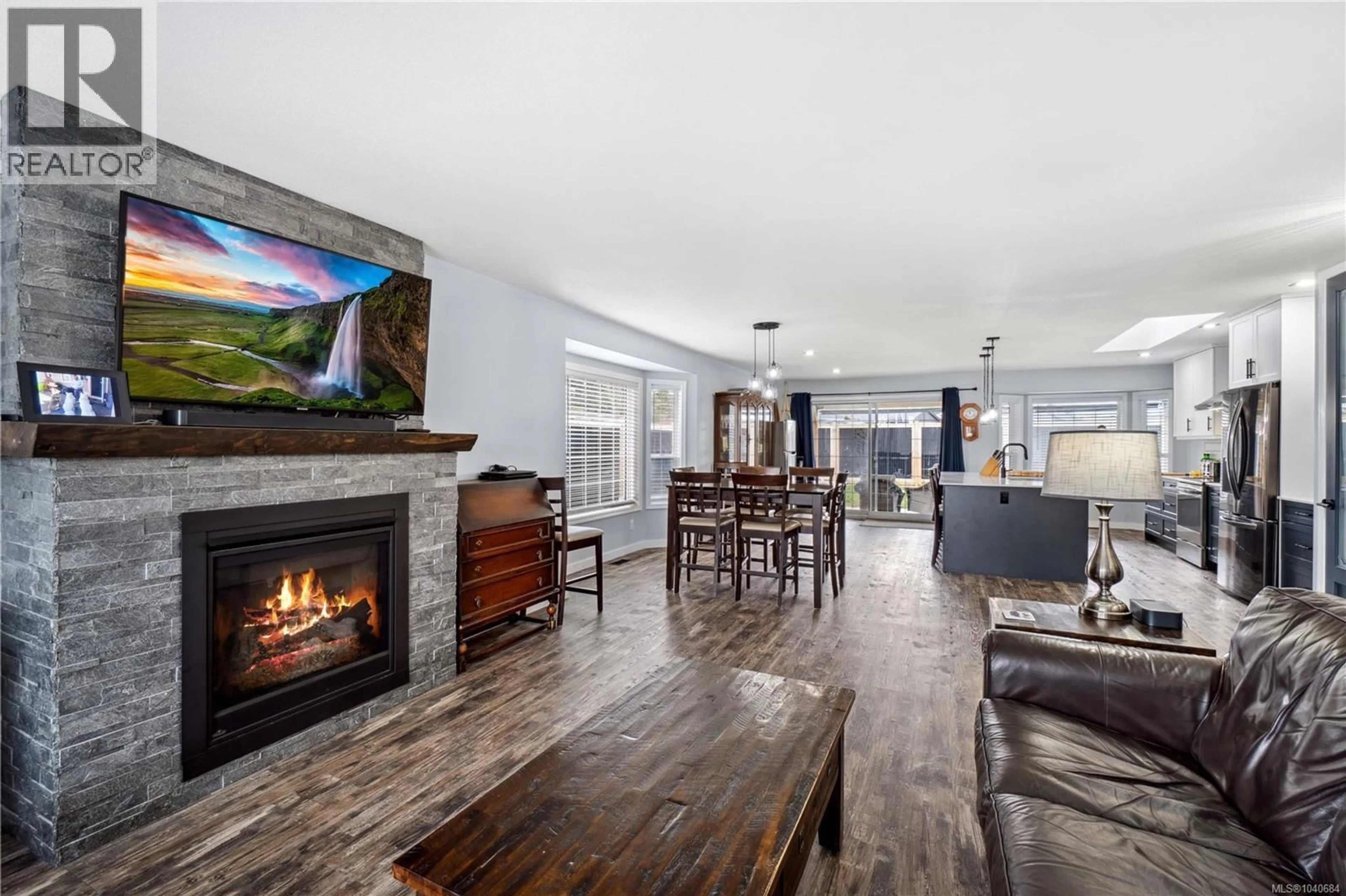 Open concept kitchen, unknown for 874 ABERDEEN DRIVE, Parksville British Columbia V9P2L9