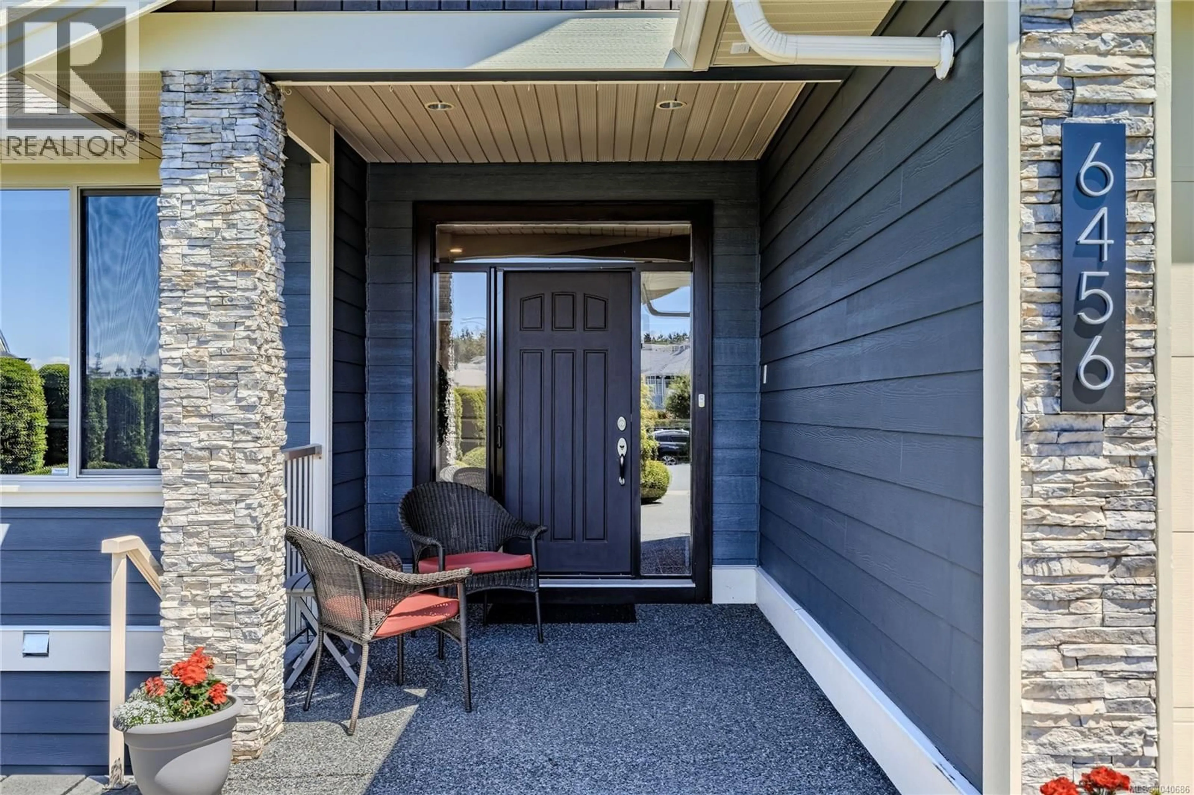 Indoor entryway for 6456 PEREGRINE ROAD, Nanaimo British Columbia V9V1V5