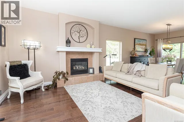 1191 ROSEMOUNT CLOSE, Parksville 3