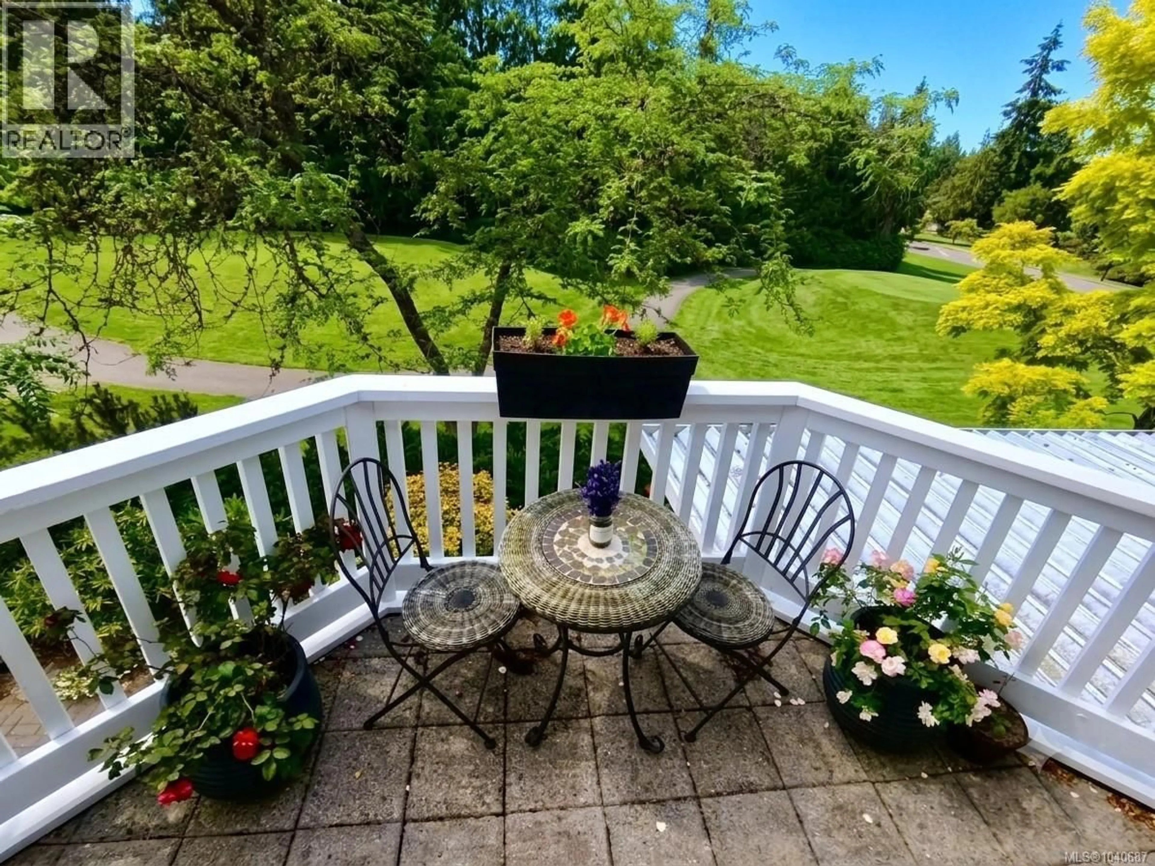 Patio, water/lake/river/ocean view for 1191 ROSEMOUNT CLOSE, Parksville British Columbia V9P2W3
