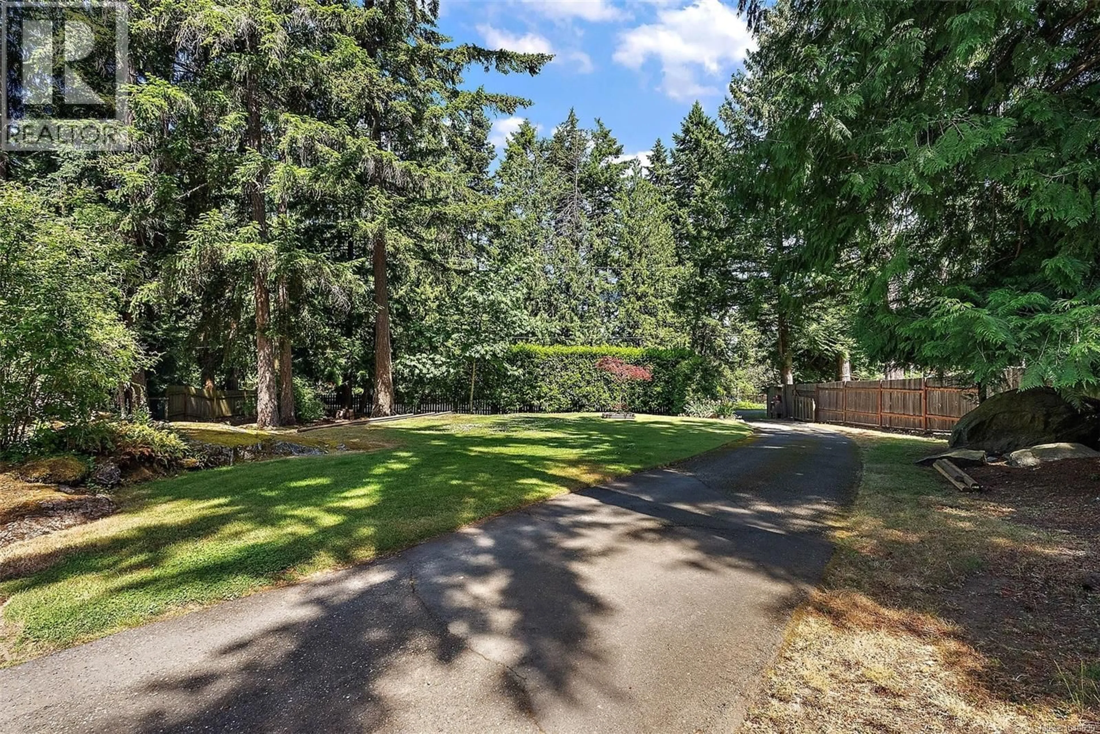 Unknown for 1887 LLEWELLYN PLACE, North Saanich British Columbia V8L1G4