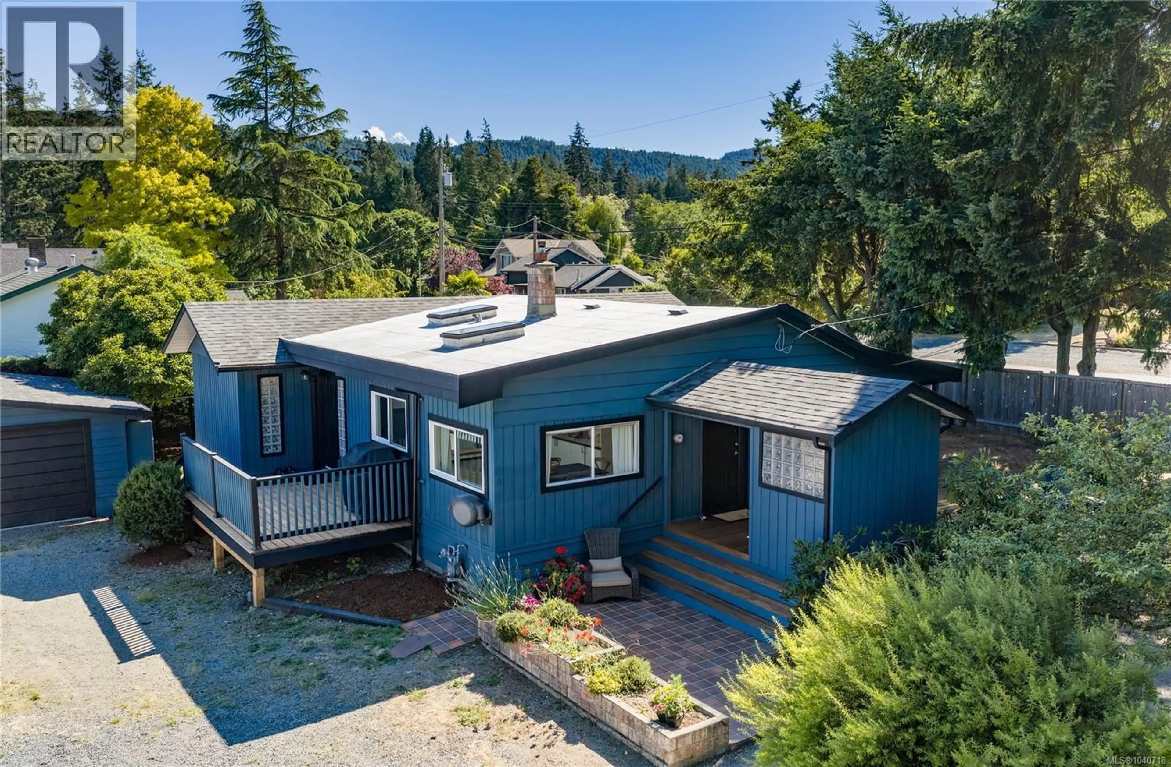 A pic from outside/outdoor area/front of a property/back of a property/a pic from drone, water/lake/river/ocean view for 7435 LANTZVILLE ROAD, Lantzville British Columbia V0R2H0