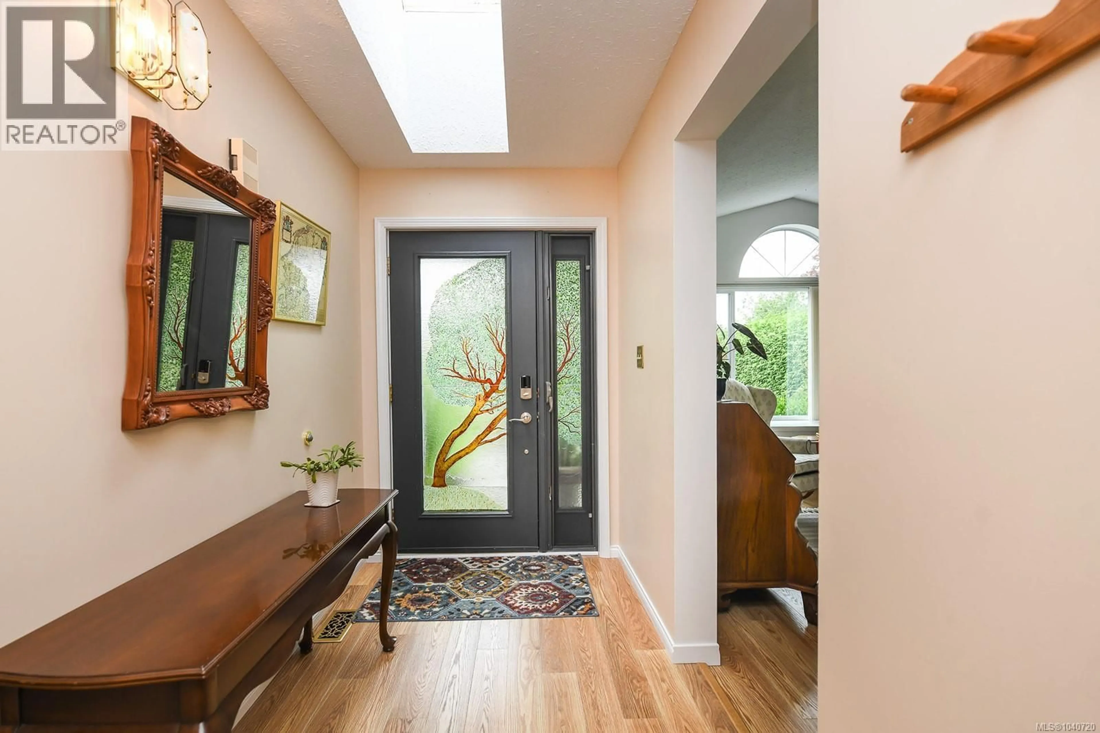 Indoor entryway for 2136 BOLT AVENUE, Comox British Columbia V9M3L6
