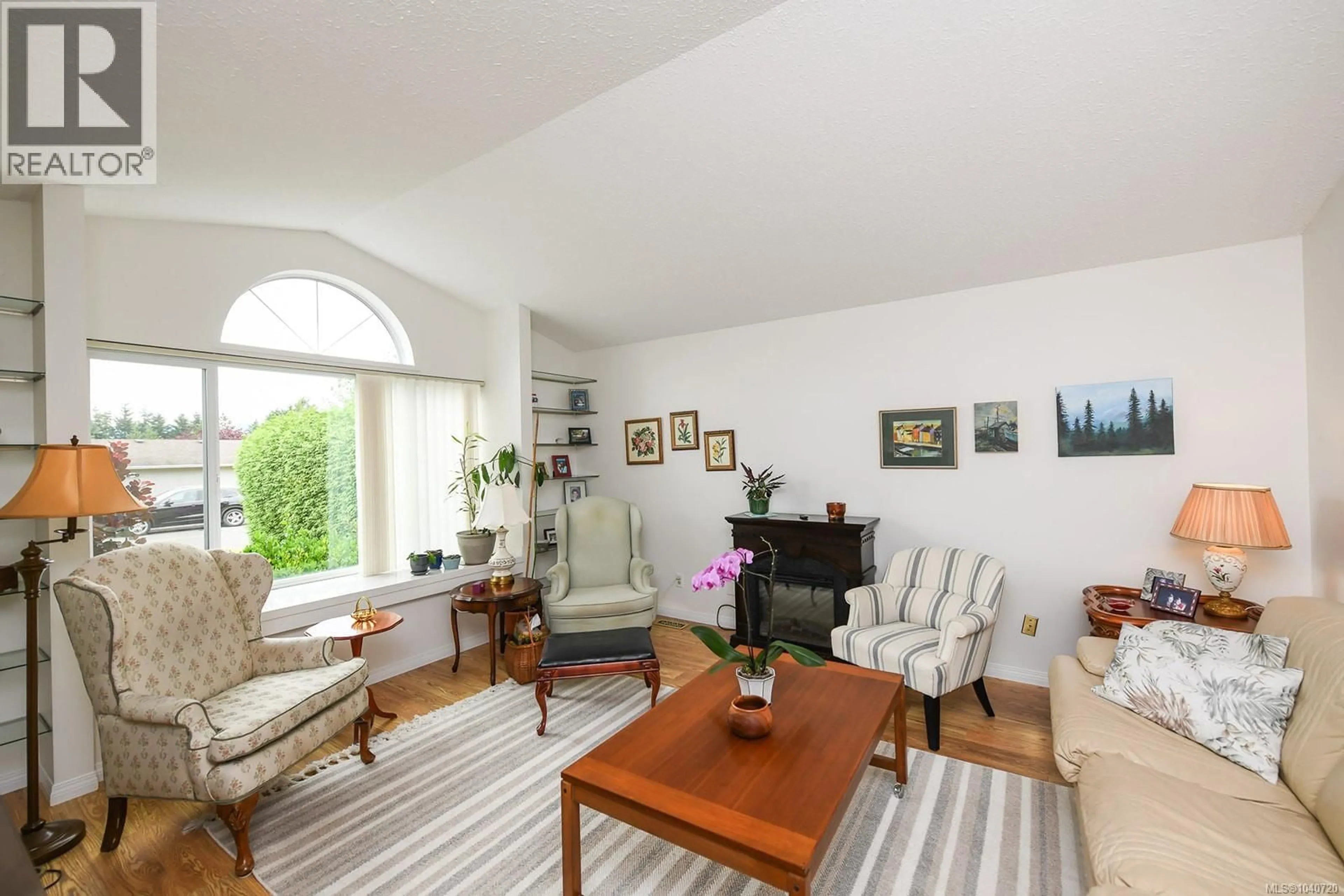 Living room with furniture, unknown for 2136 BOLT AVENUE, Comox British Columbia V9M3L6
