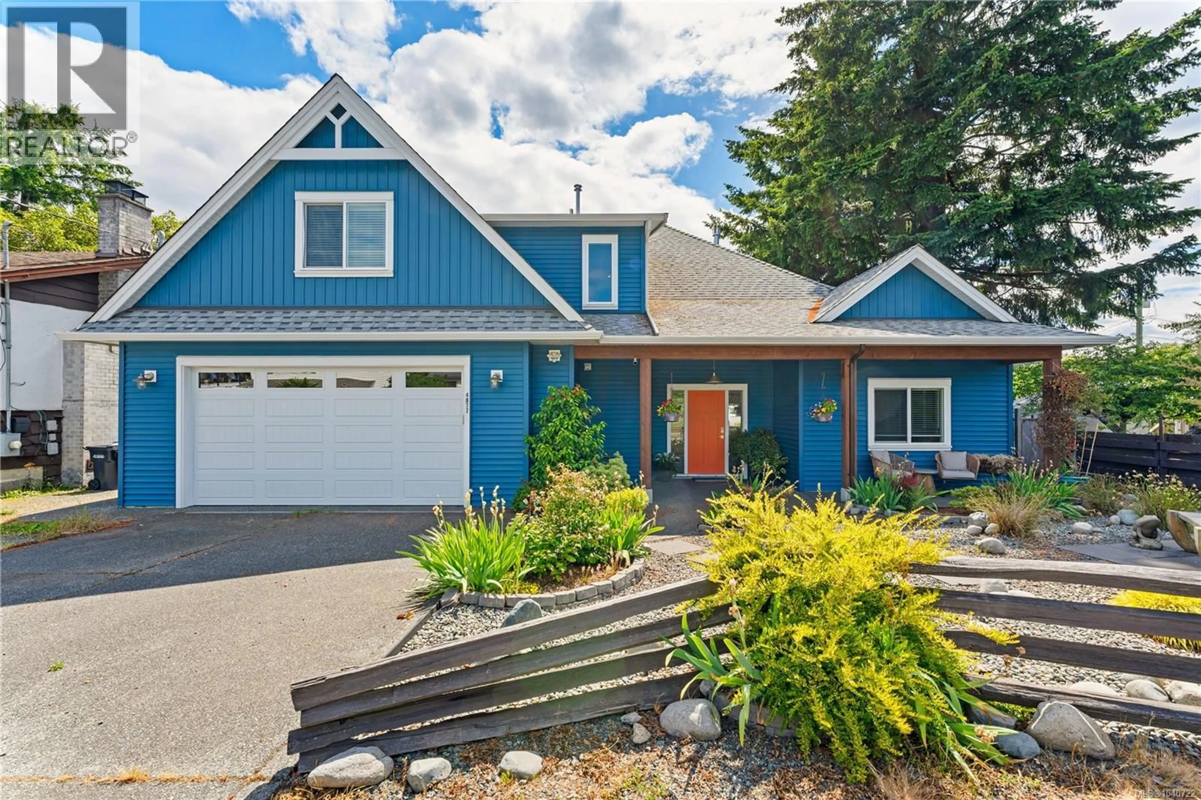 Home with vinyl exterior material, unknown for 4077 VICTORIA AVENUE, Nanaimo British Columbia V9T2A5