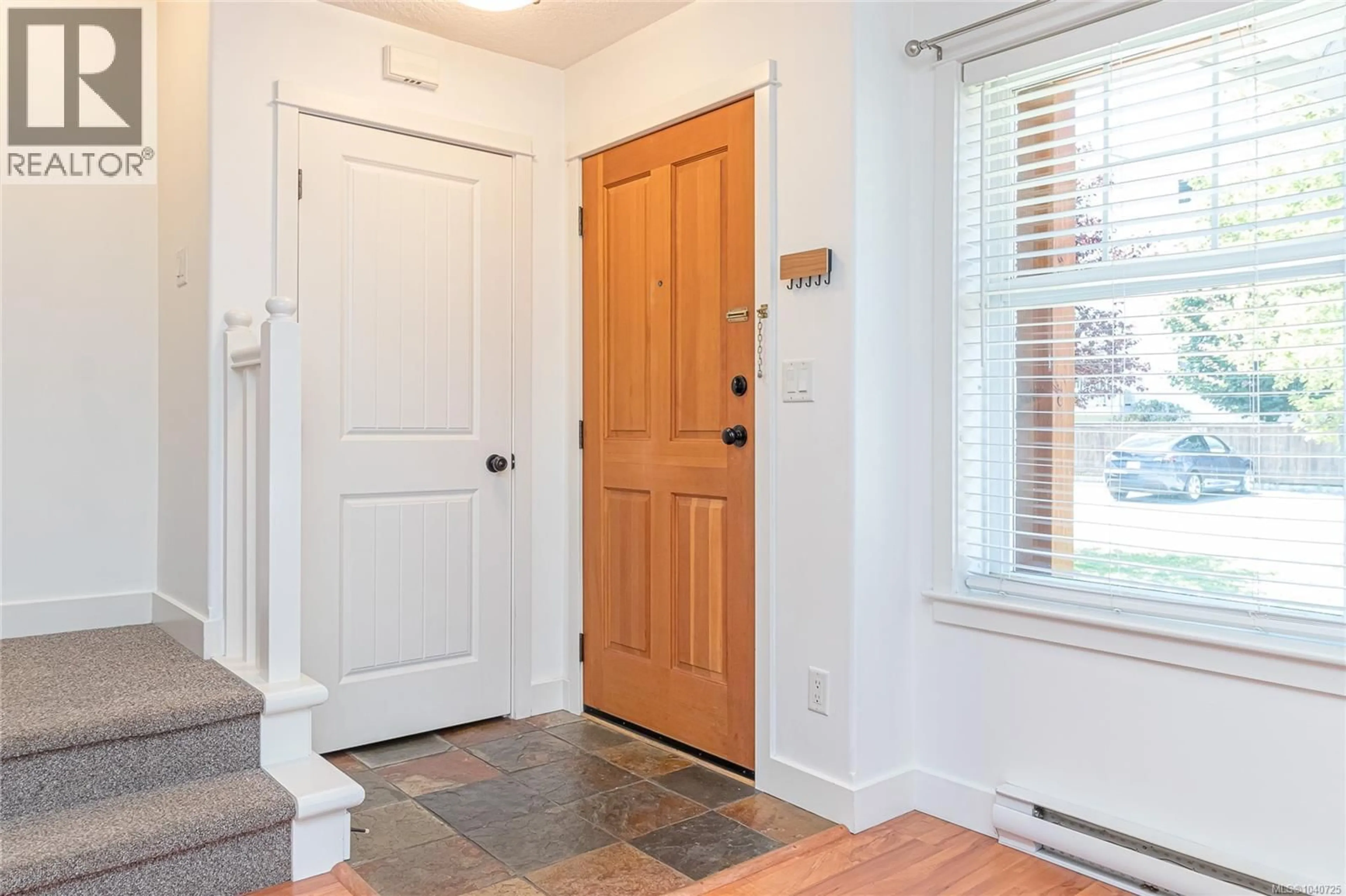 Indoor entryway for 8 - 2529 ALEXANDER STREET, Duncan British Columbia V9L2W8