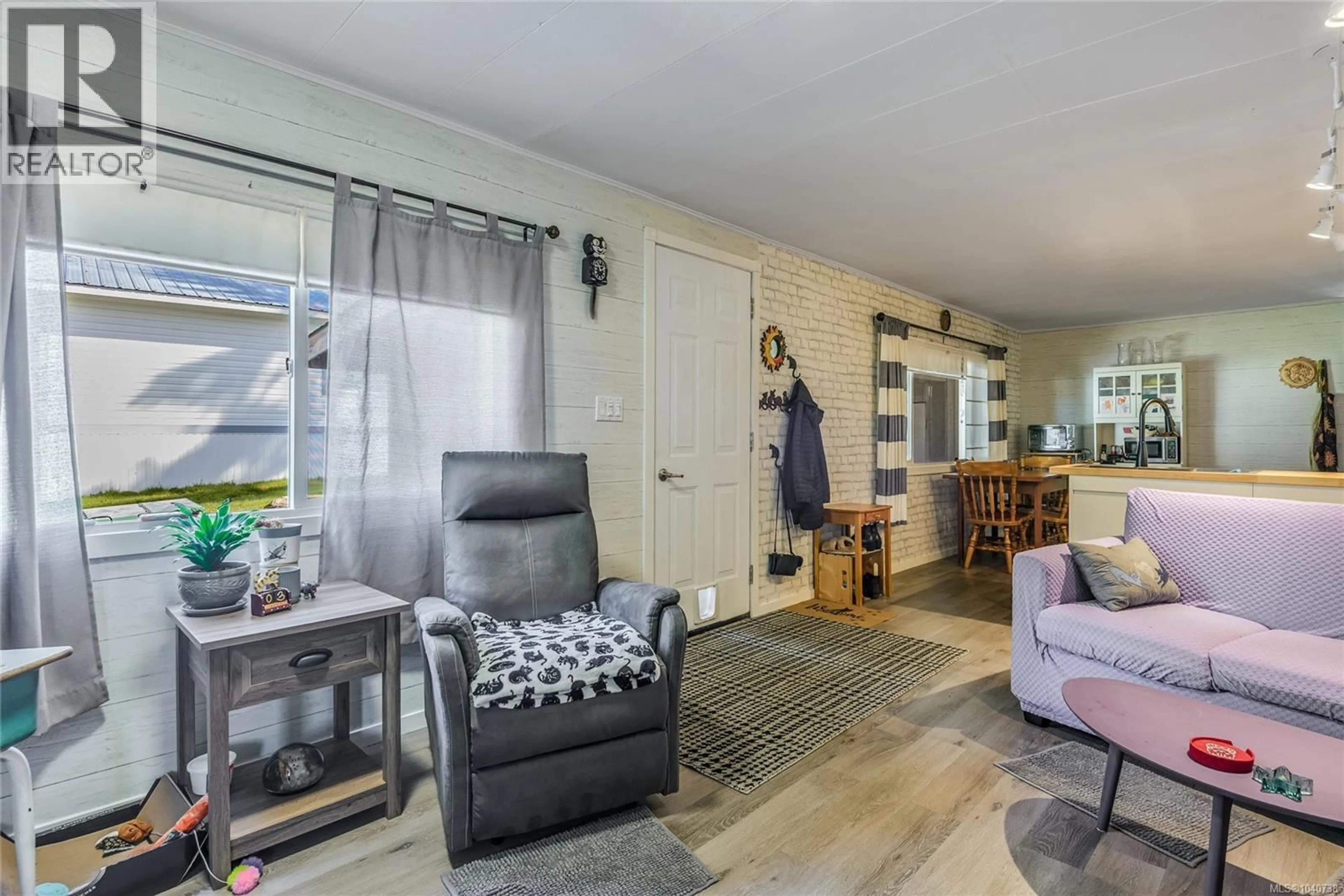 Living room with furniture, unknown for 55 - 1160 SHELLBOURNE BOULEVARD, Campbell River British Columbia V9W5G5