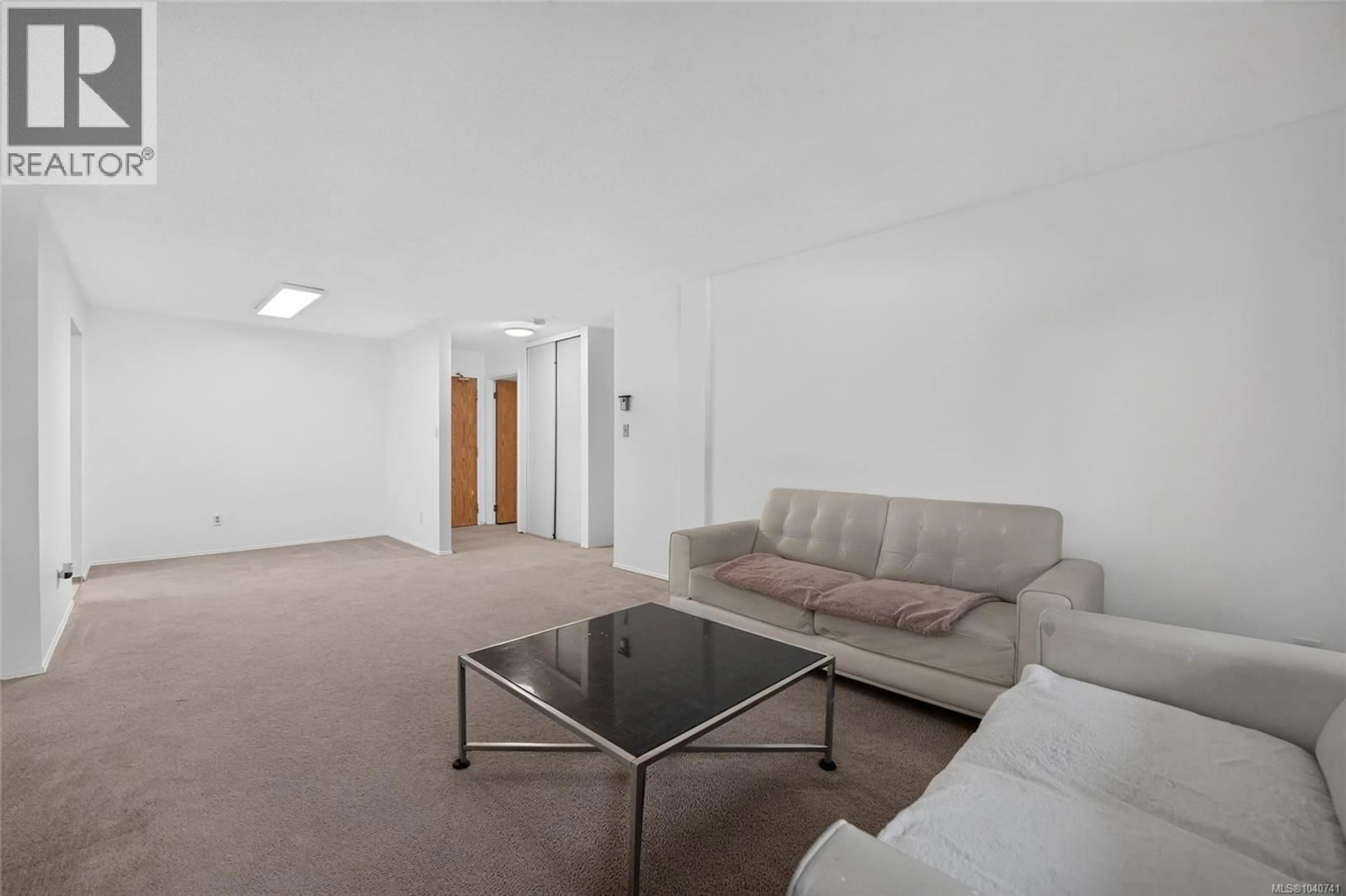 Living room with furniture, unknown for 127 - 6711 DOVER ROAD, Nanaimo British Columbia V9V1L9