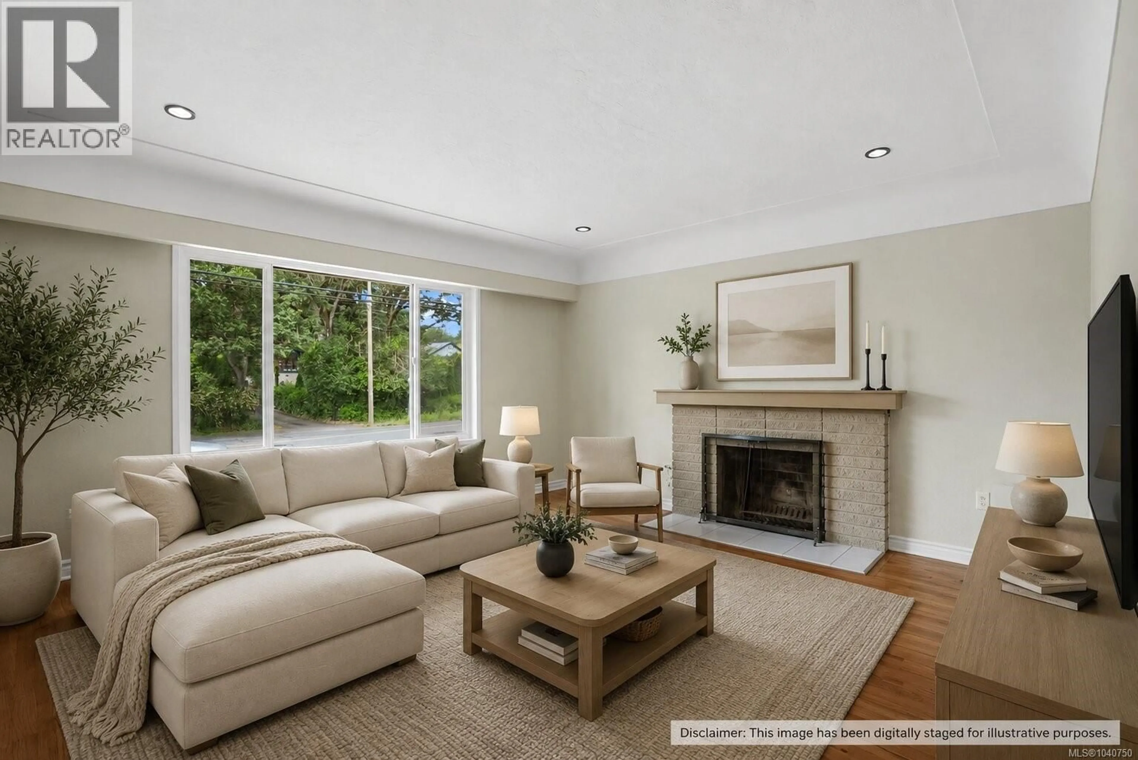 Living room with furniture, unknown for 3375 MAPLEWOOD ROAD, Saanich British Columbia V8P3N1