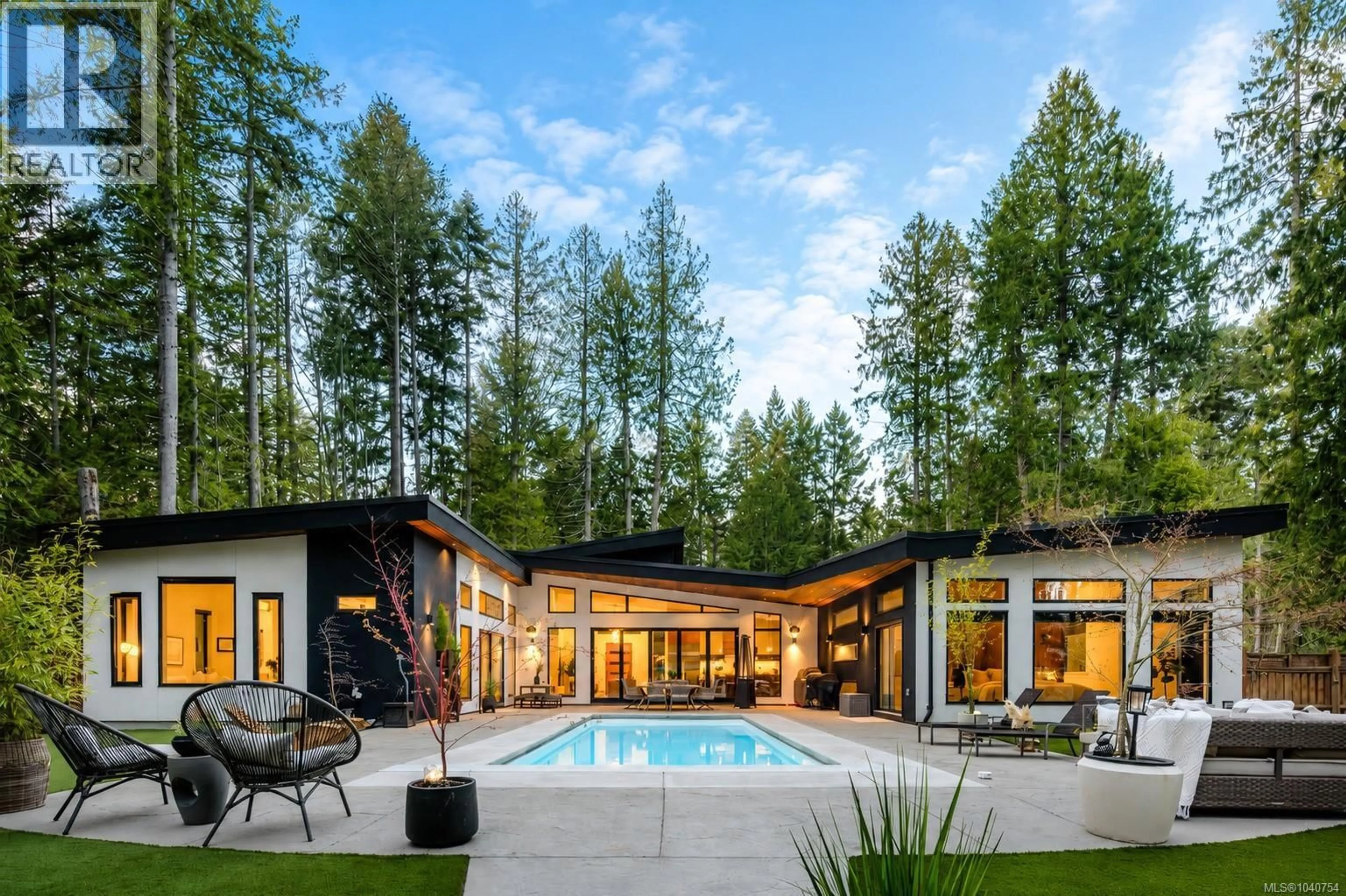 Patio, unknown for 867 BRADLEY DYNE ROAD, North Saanich British Columbia V8L5H1