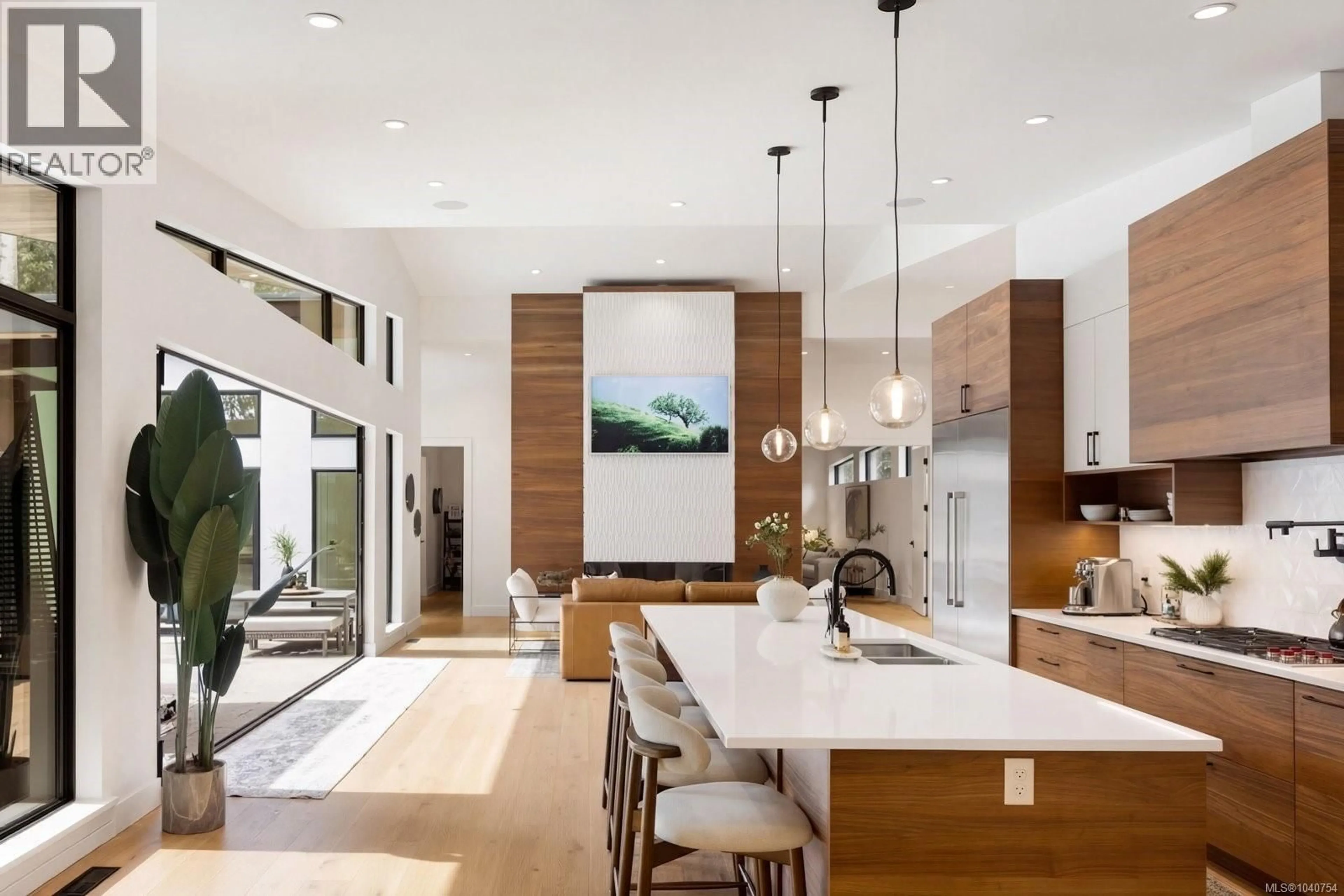 Open concept kitchen, unknown for 867 BRADLEY DYNE ROAD, North Saanich British Columbia V8L5H1