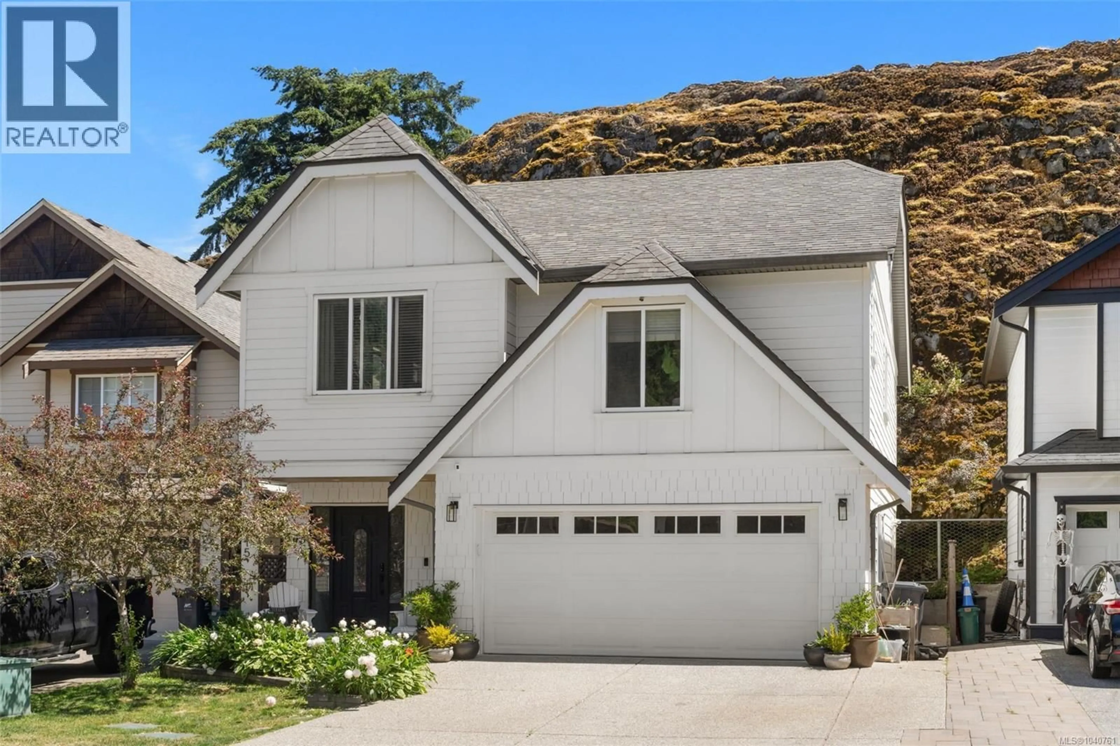 Home with vinyl exterior material, street for 3715 CORNUS COURT, Langford British Columbia V9C4M8