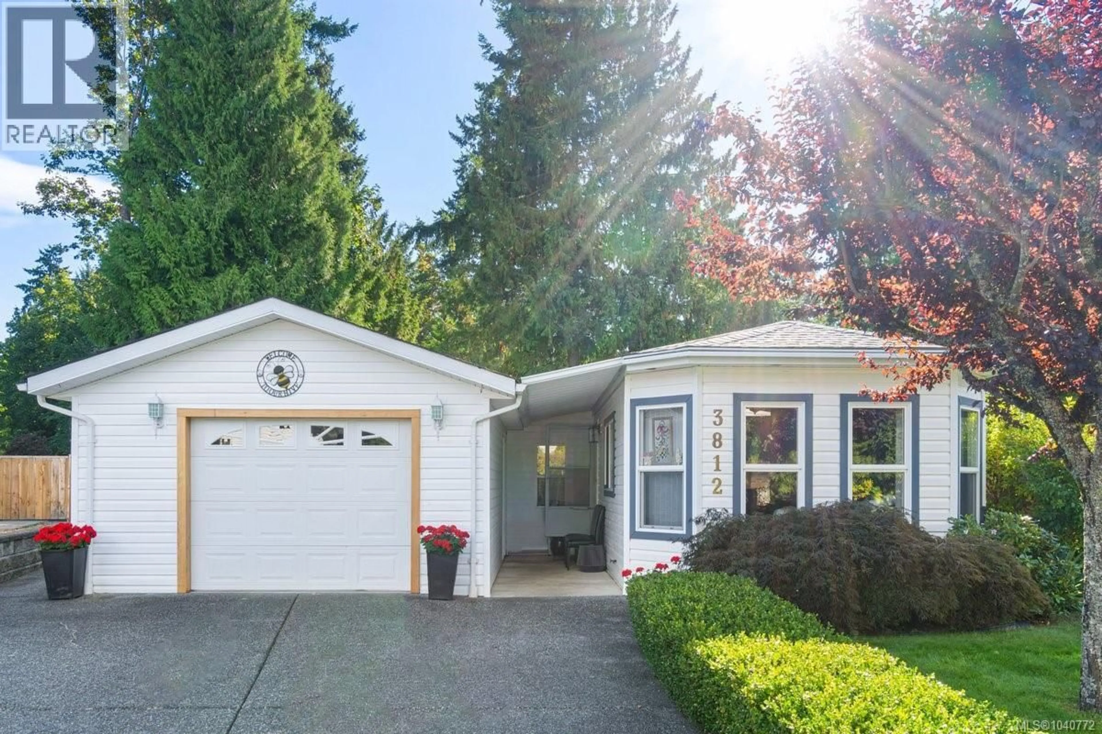 Home with vinyl exterior material, street for 3812 KING ARTHUR DRIVE, Nanaimo British Columbia V9T6B9