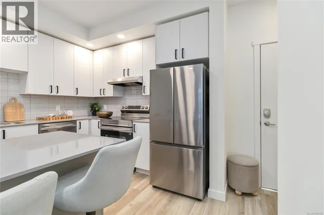 617 - 2390 CITY GATE BOULEVARD, Langford 5