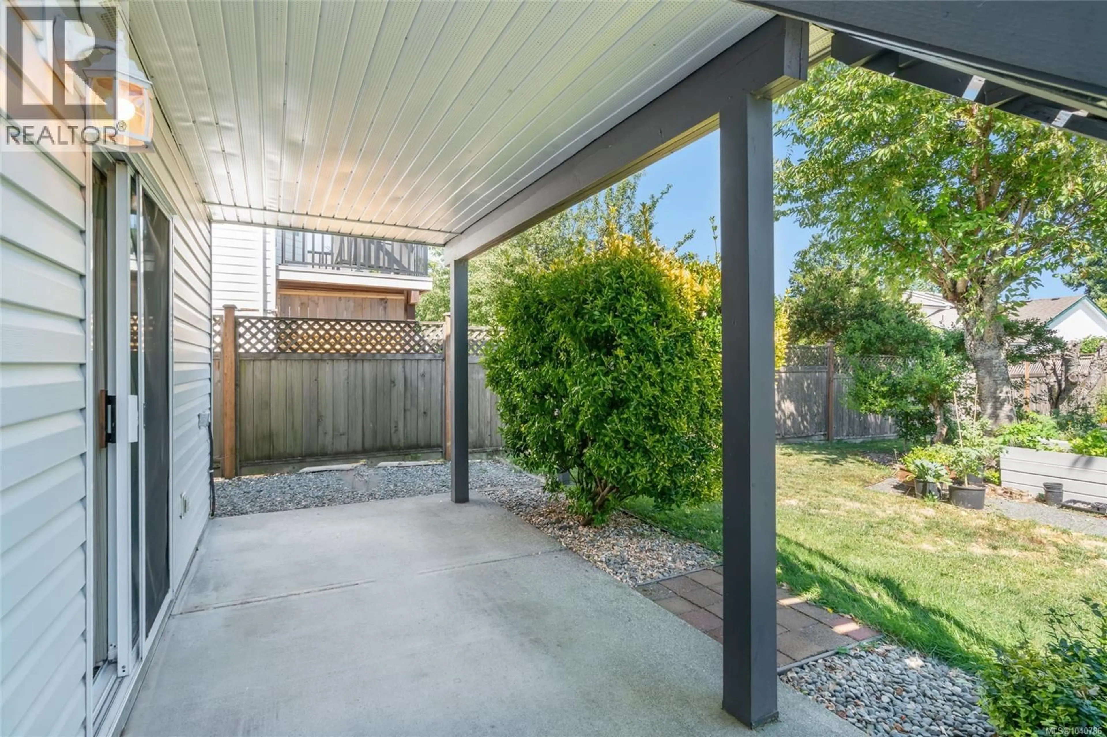 Patio, street for 5954 BROADWAY ROAD, Nanaimo British Columbia V9V1C9
