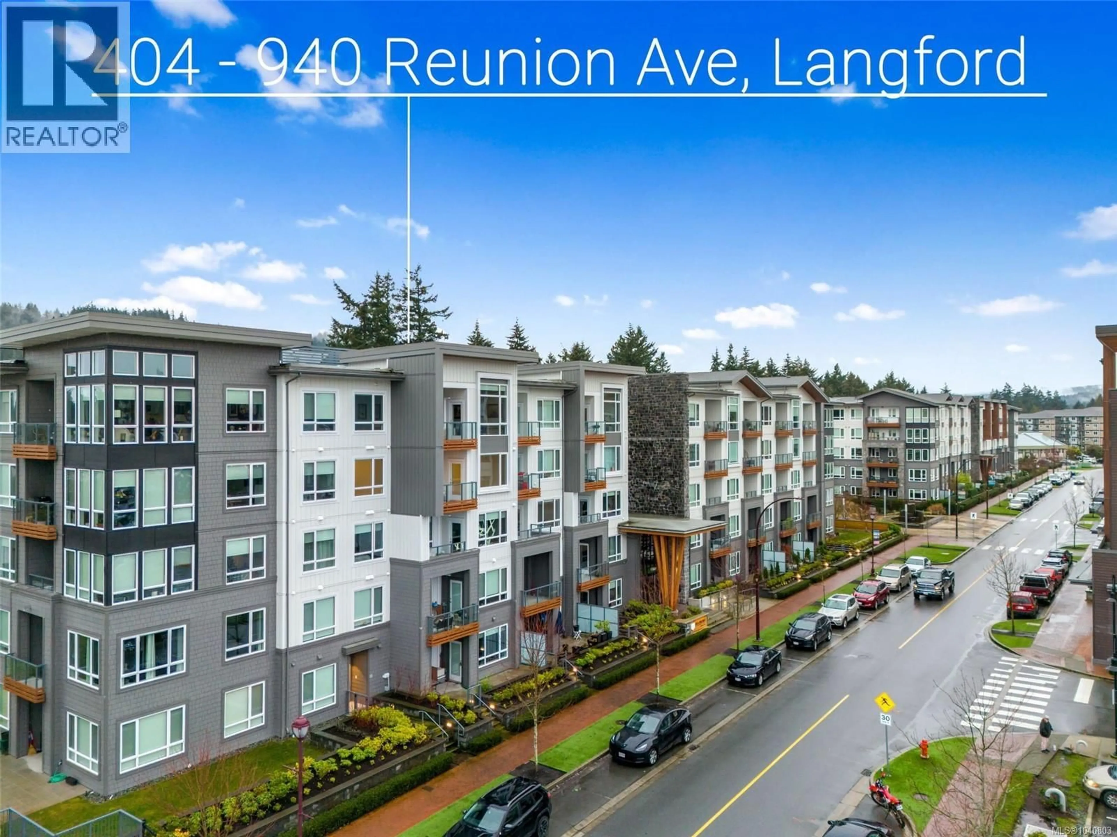 A pic from outside/outdoor area/front of a property/back of a property/a pic from drone, unknown for 404 - 940 REUNION AVENUE, Langford British Columbia V9B0W6