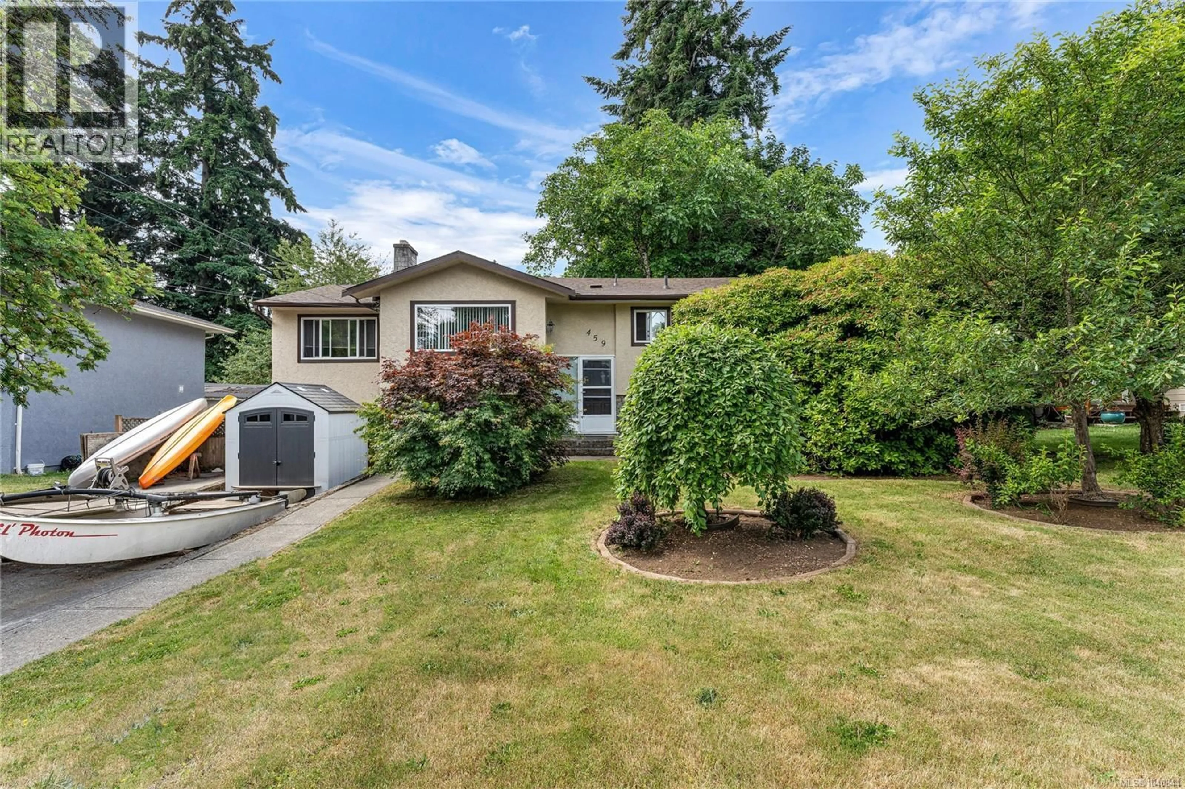 Home with vinyl exterior material, street for 459 CARSON ROAD, Colwood British Columbia V9C2C4