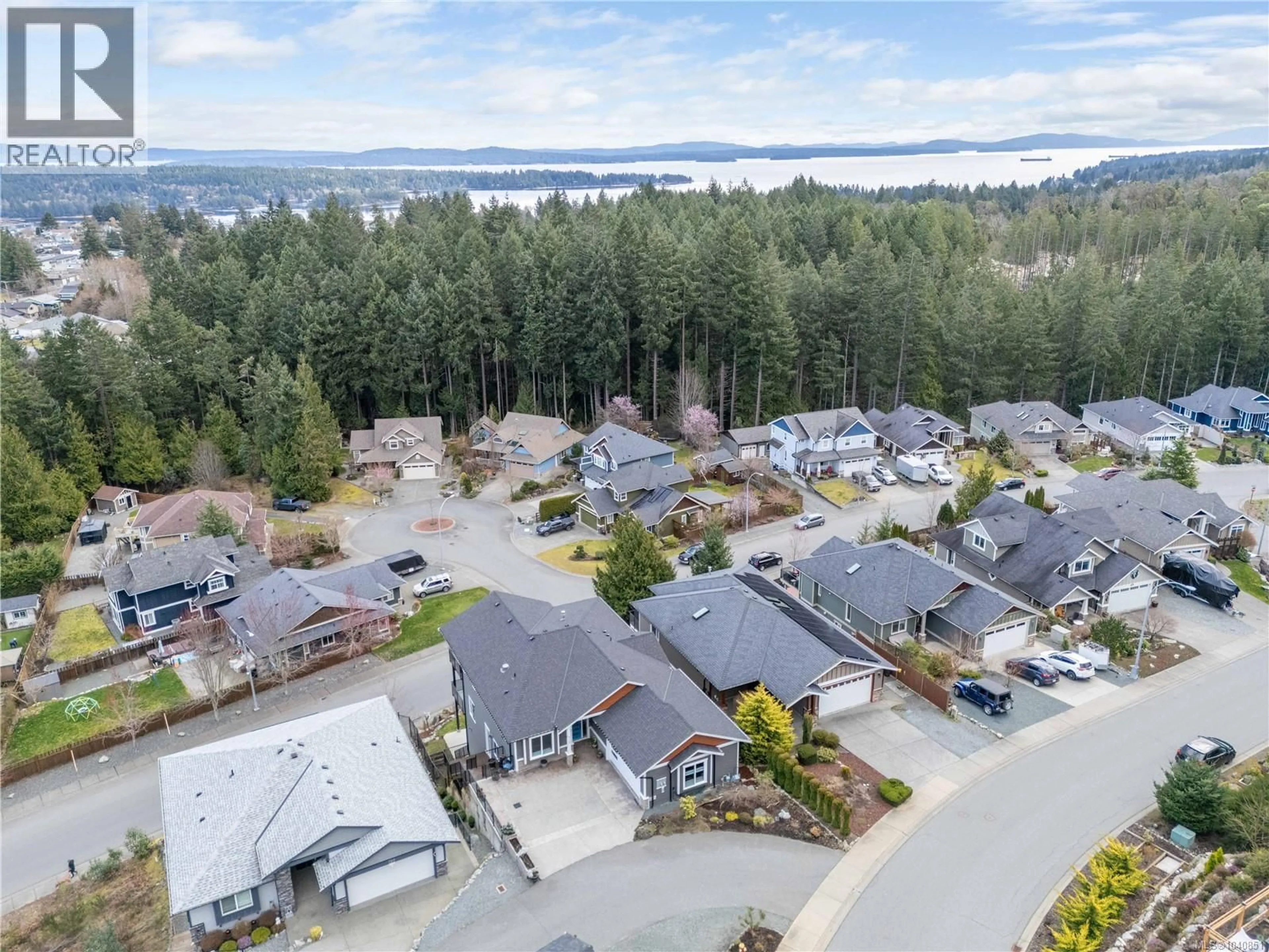 A pic from outside/outdoor area/front of a property/back of a property/a pic from drone, water/lake/river/ocean view for 916 HANINGTON ROAD, Ladysmith British Columbia V9G0A4