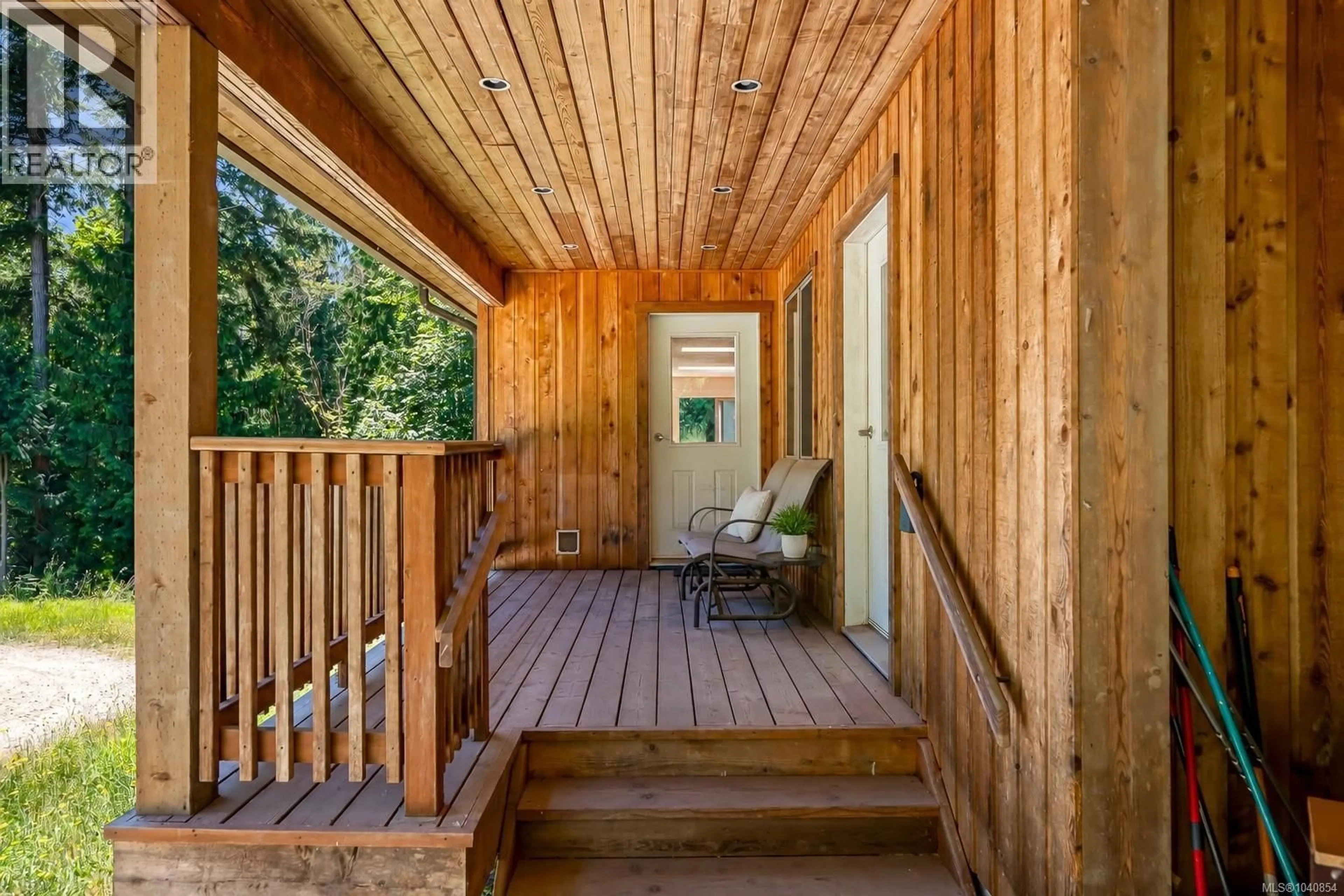 Patio, unknown for 5160 CENTRAL ROAD, Hornby Island British Columbia V0R1Z0
