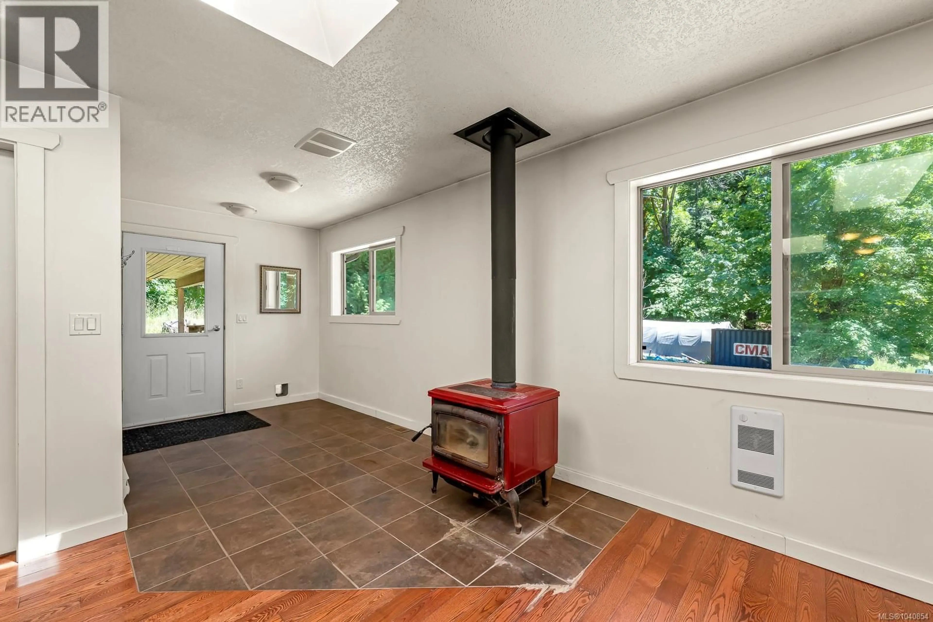 Unknown for 5160 CENTRAL ROAD, Hornby Island British Columbia V0R1Z0